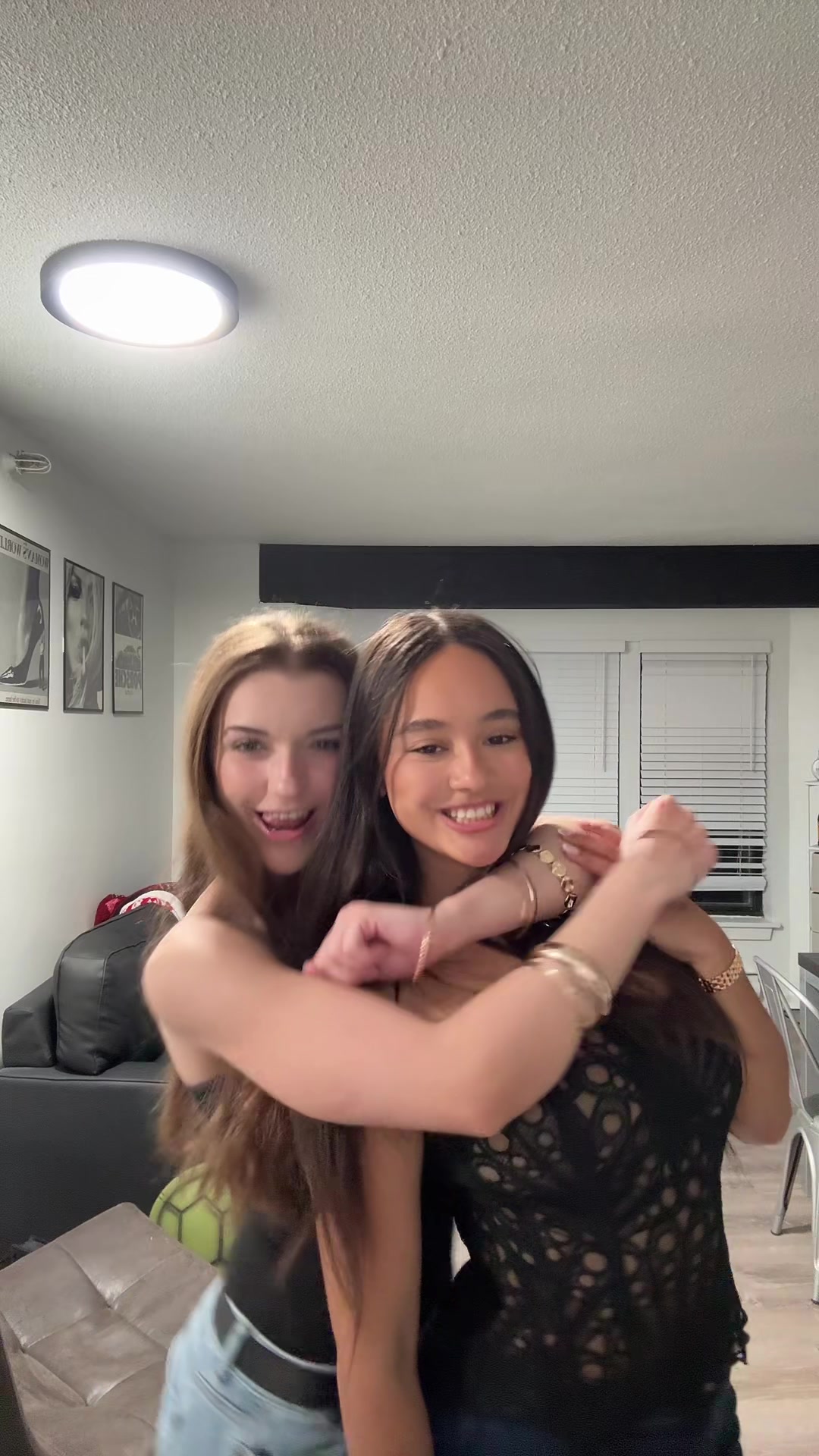@JJ