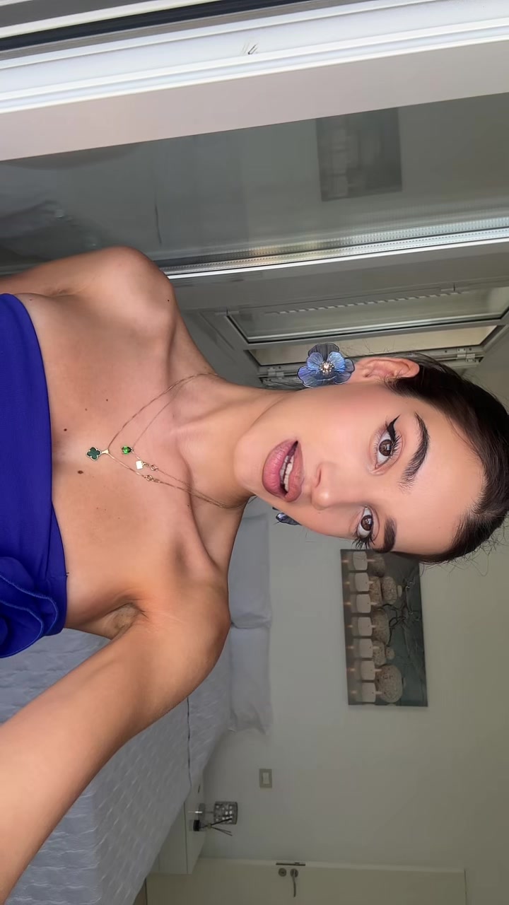 @𝒮amanta🇦🇱