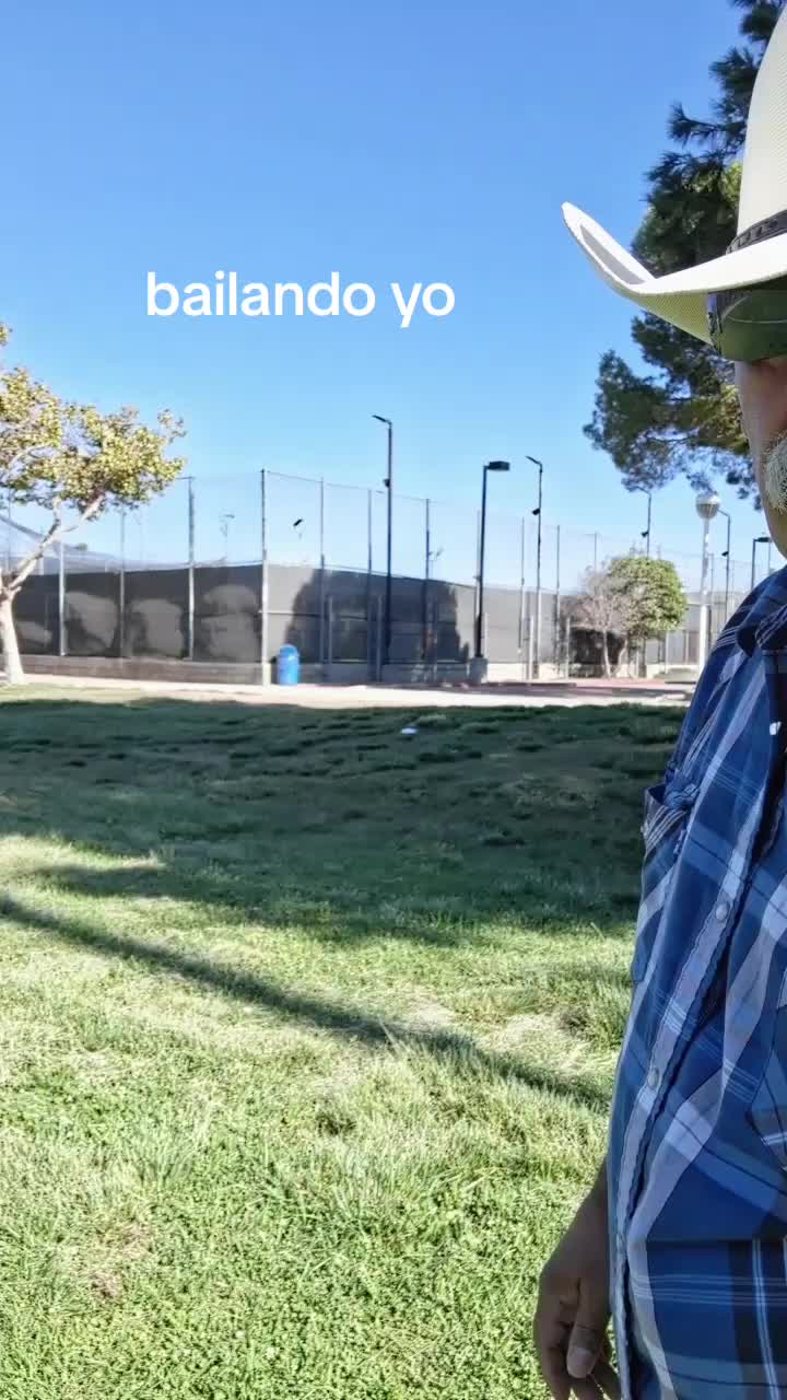 @Delfino