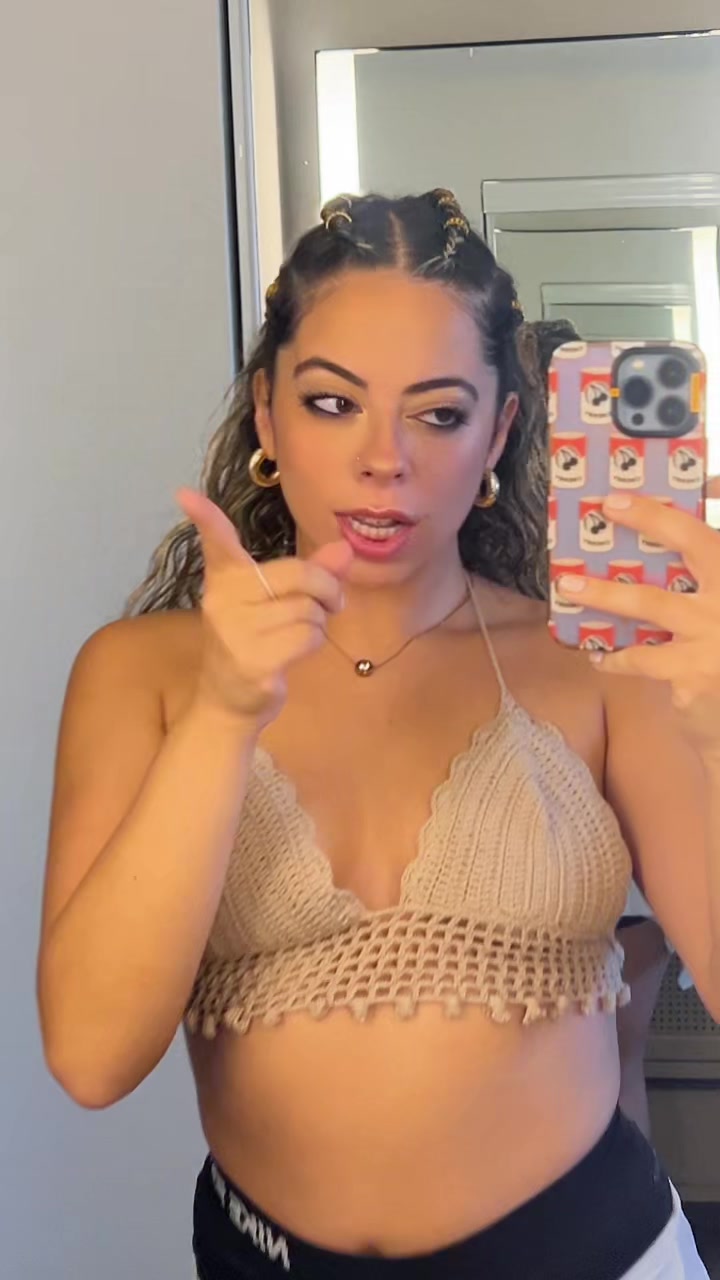 @farah delgado