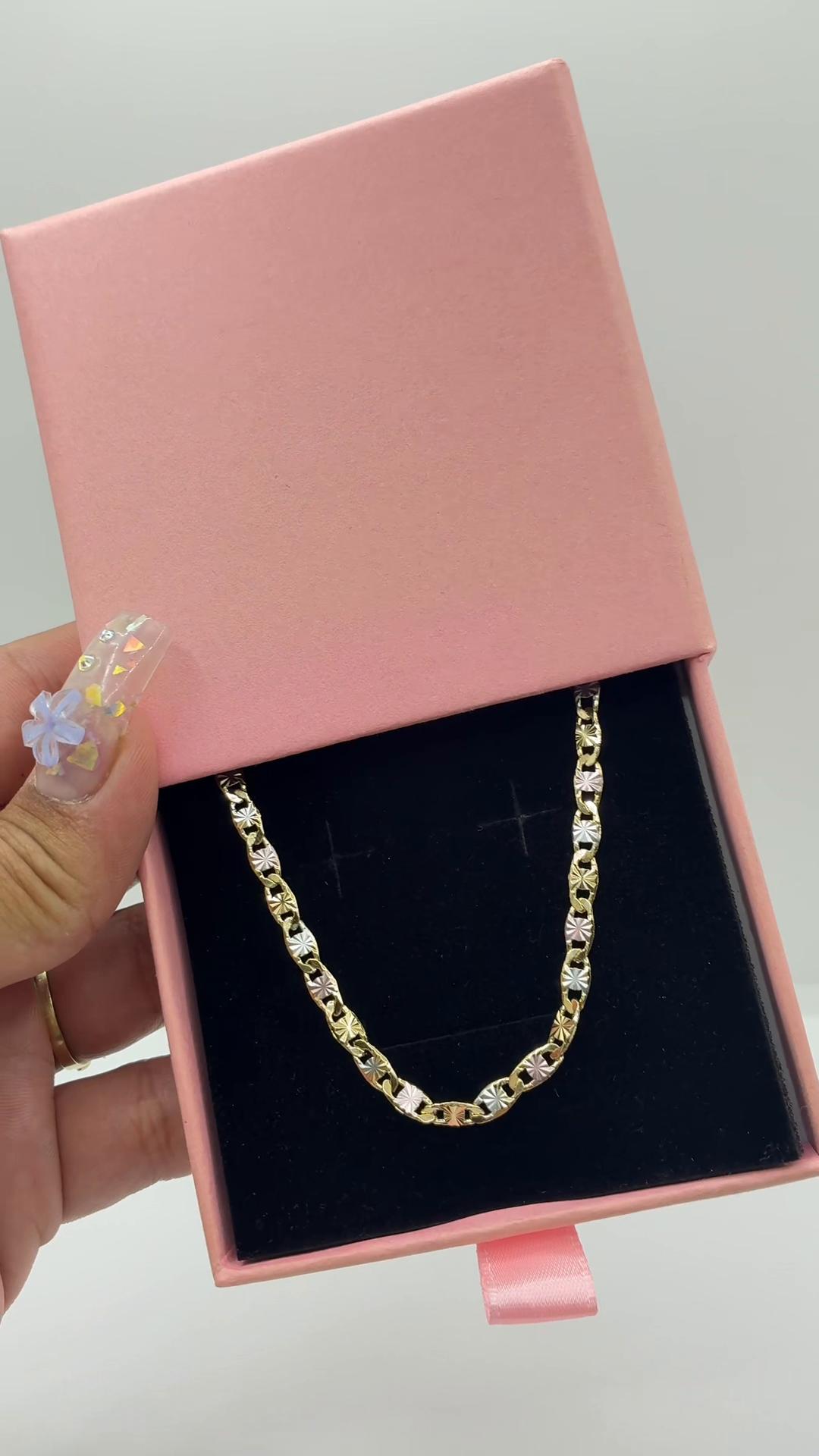 @cutegirlmarketplace
