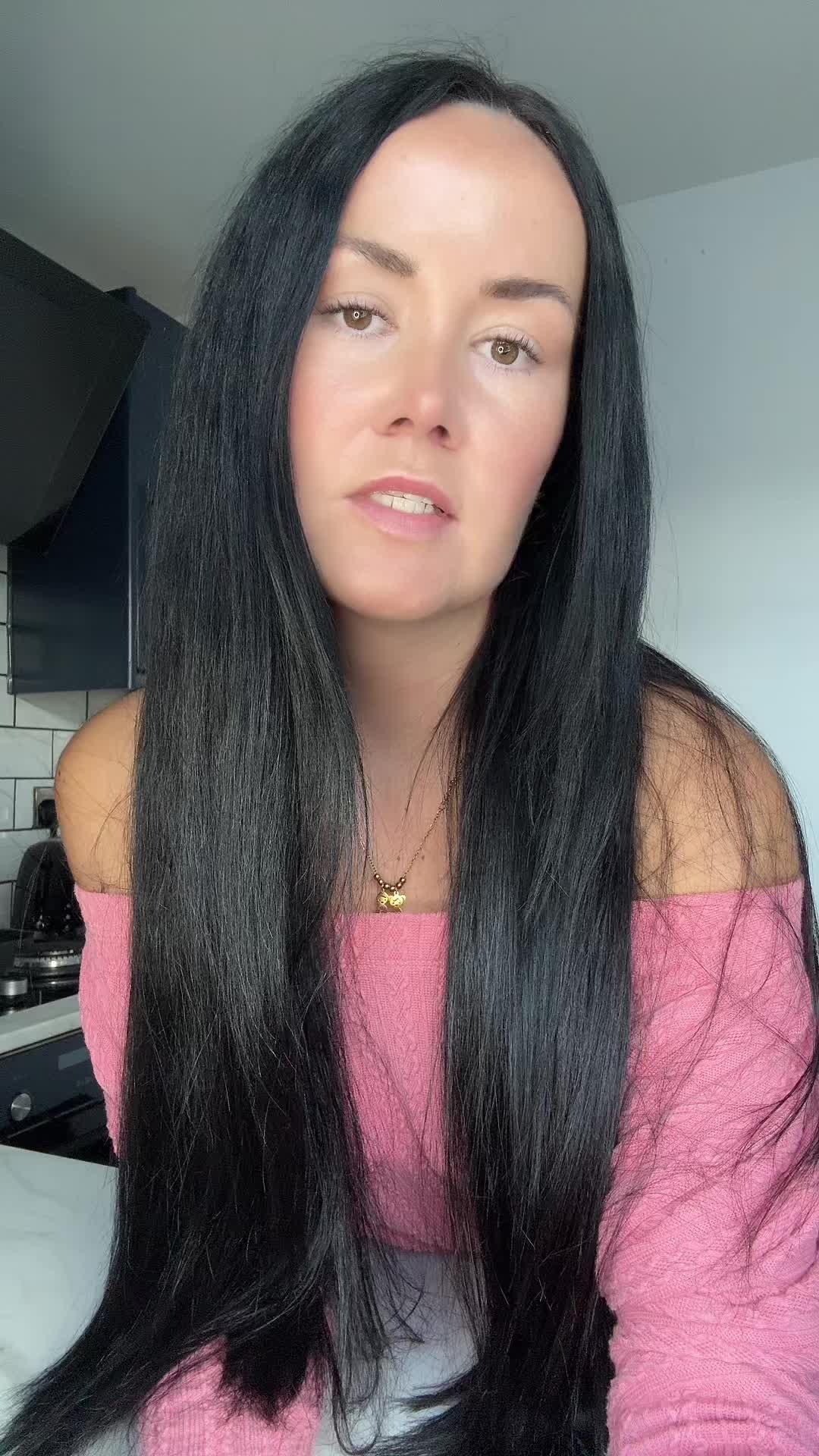@Sabrinakinsella