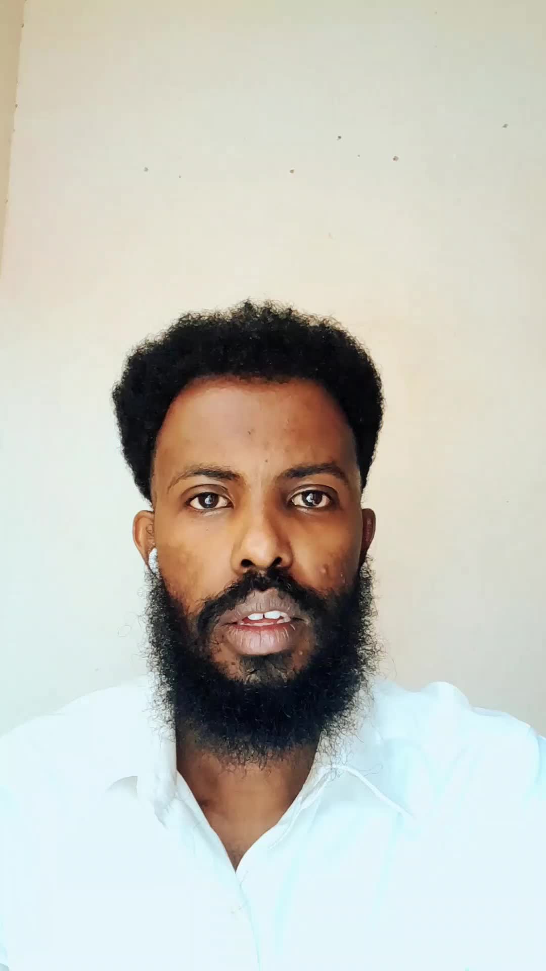 @SANTI,KUMI 🇸🇴