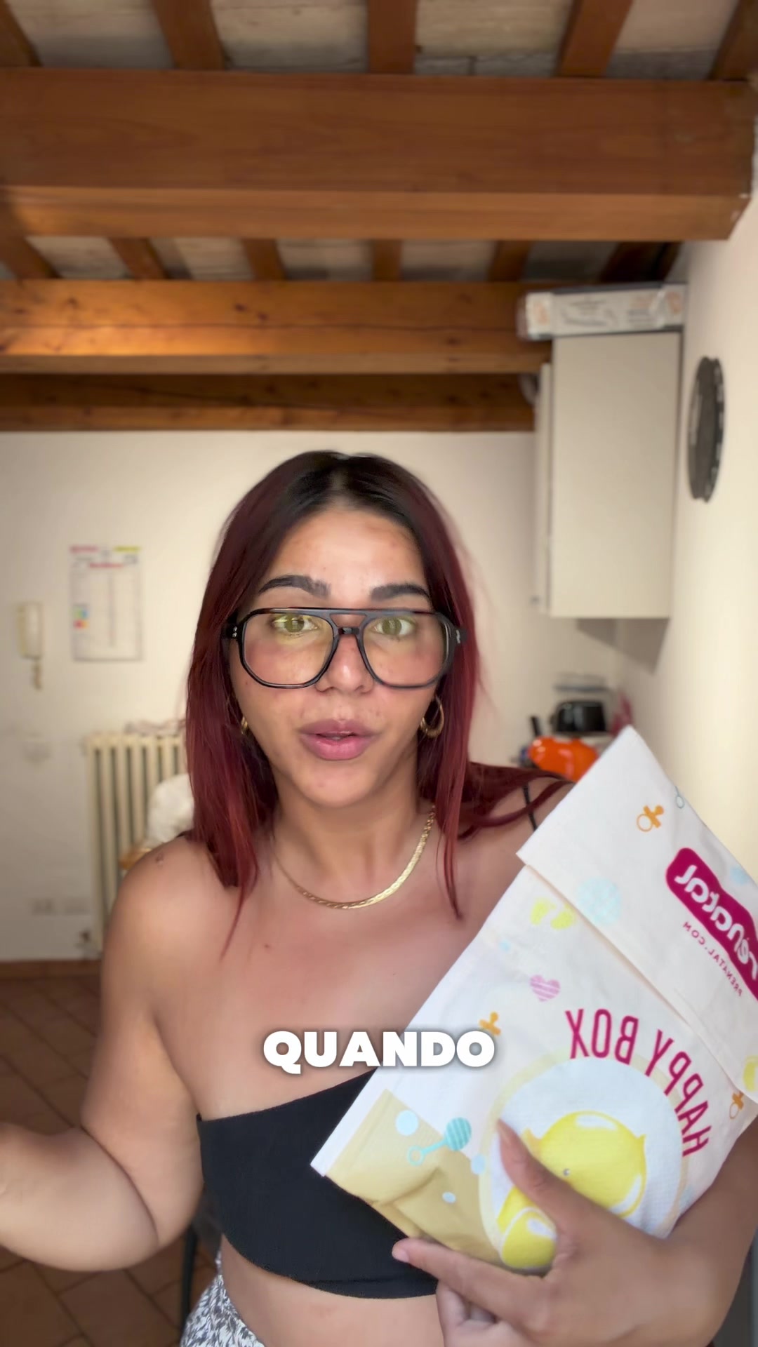 @tania_roscani 🍷💋
