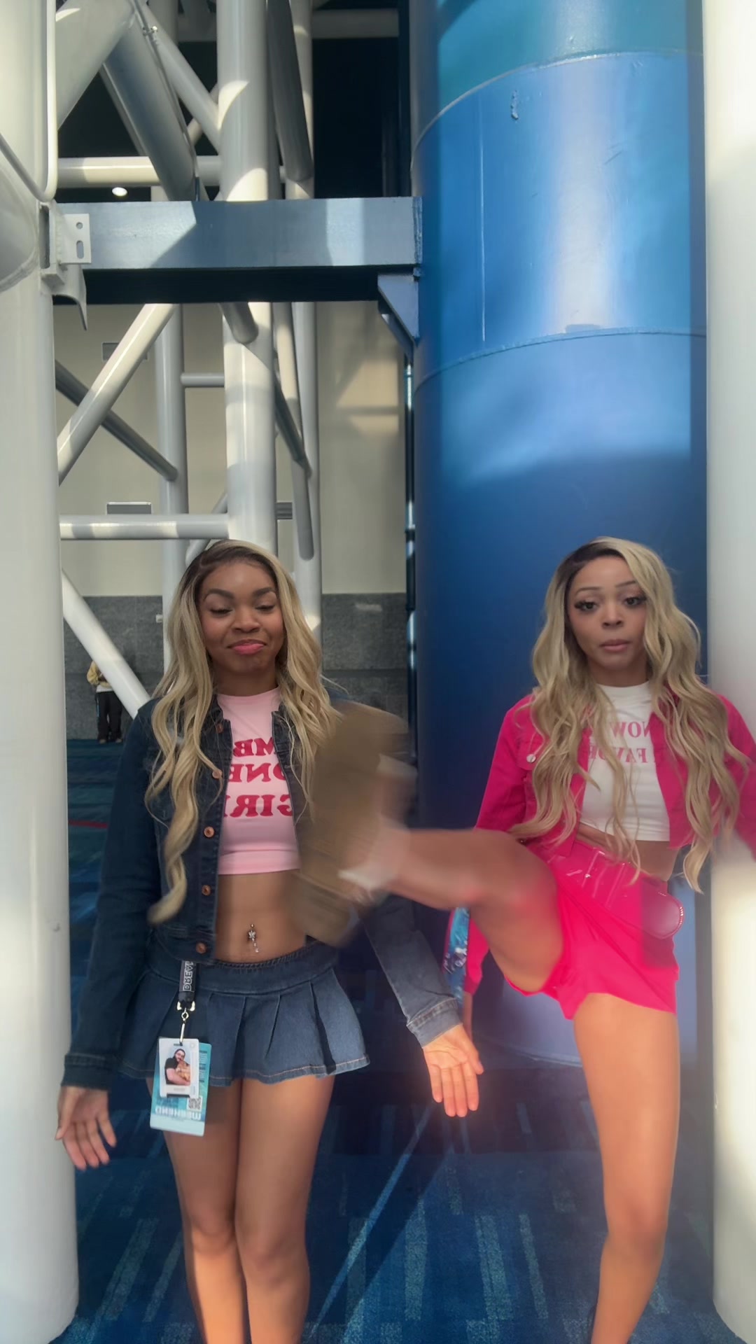 @✨