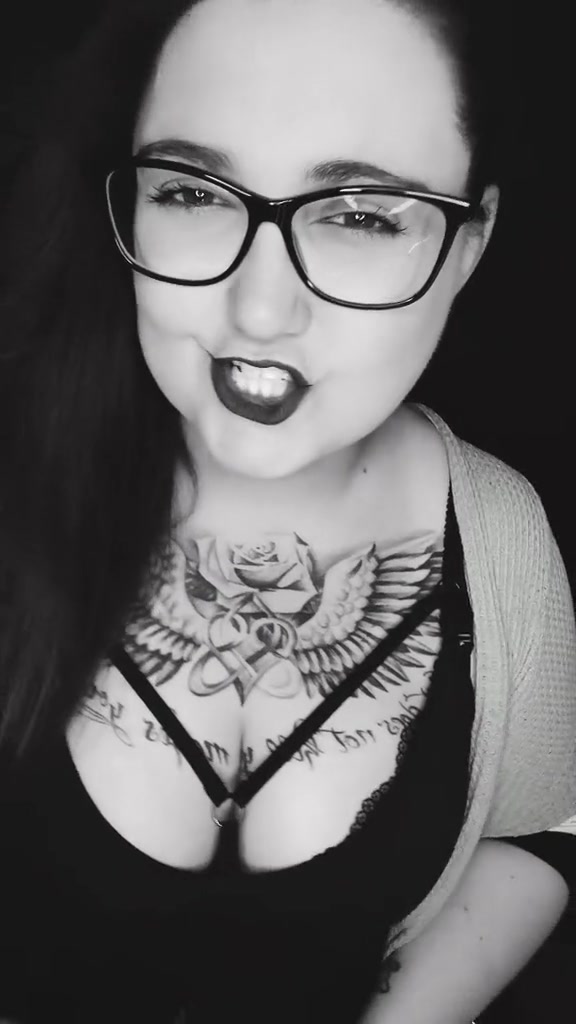 @Melli 🖤🔥