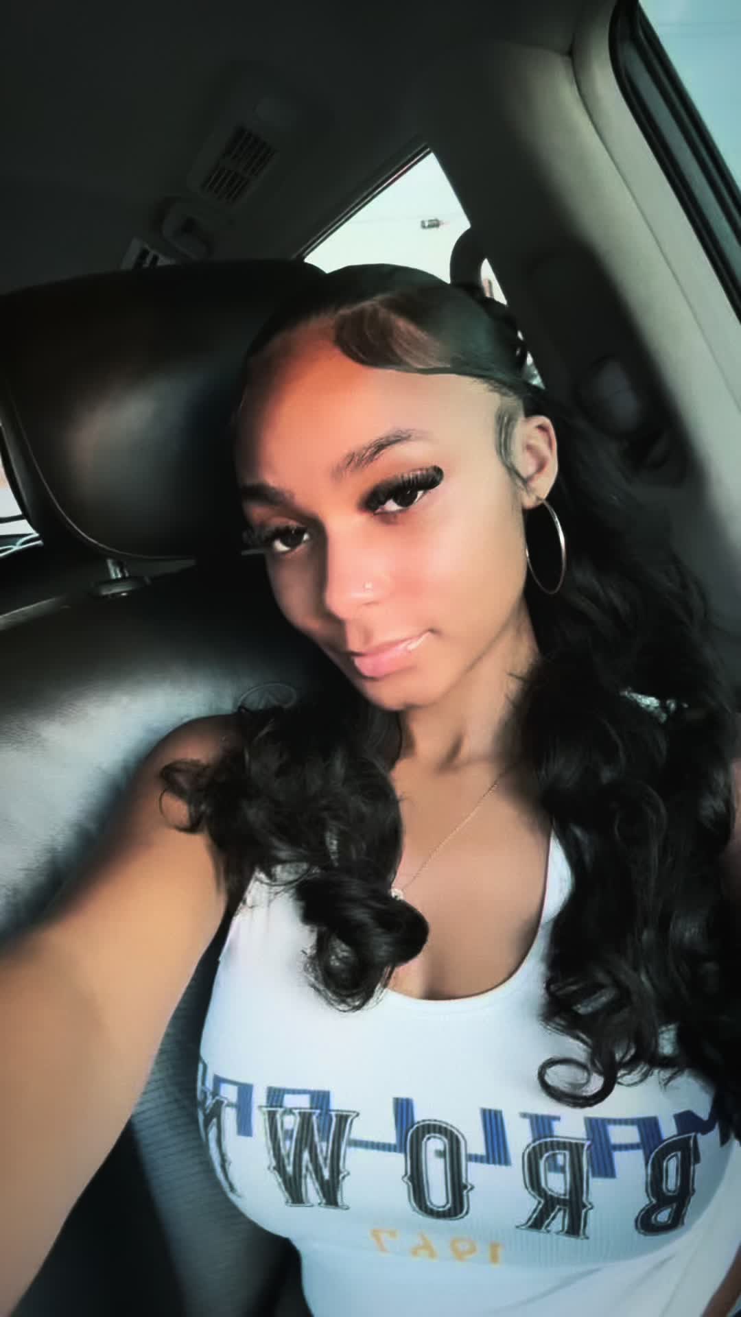 @nia