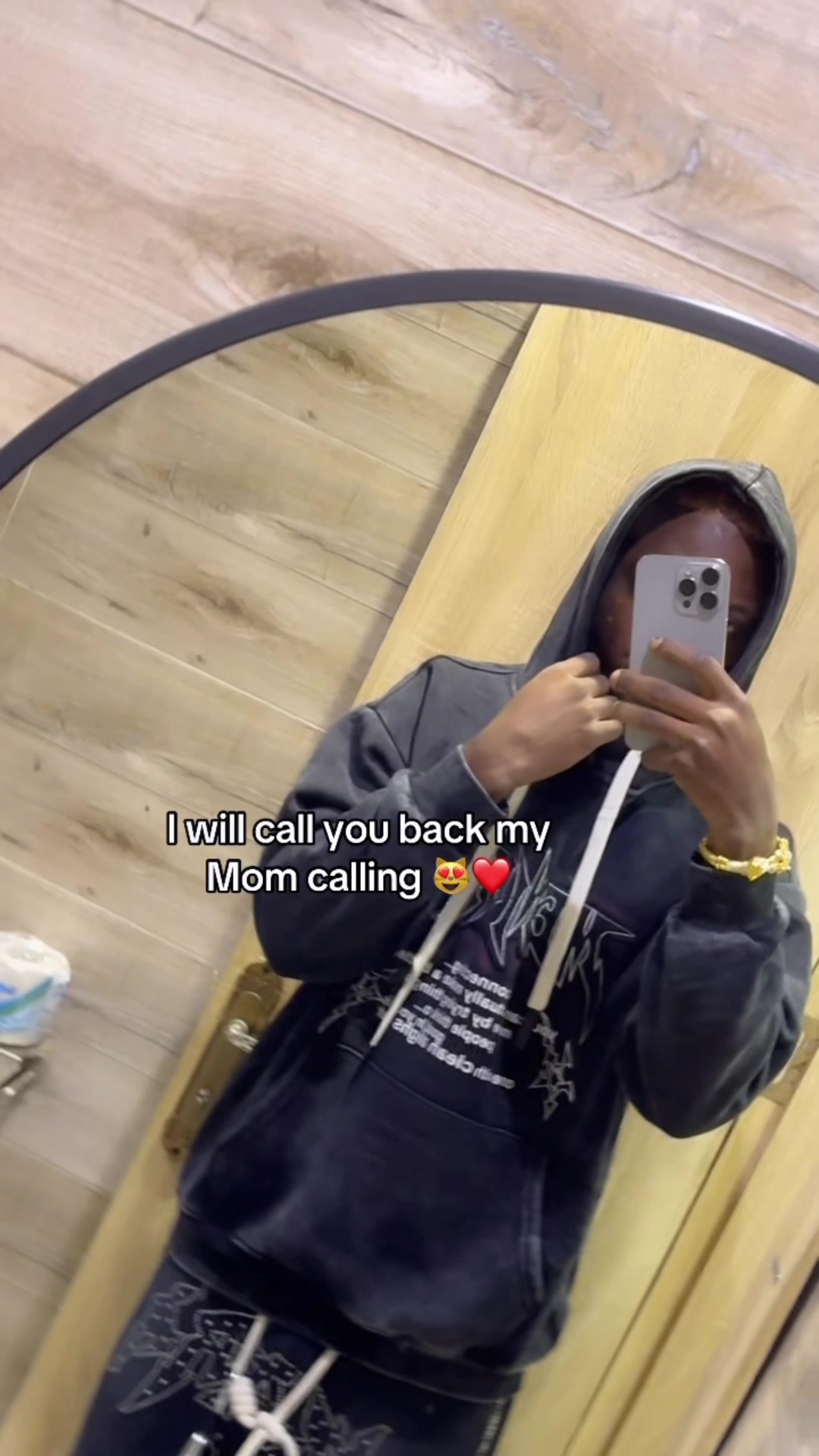 @DANIEL👑