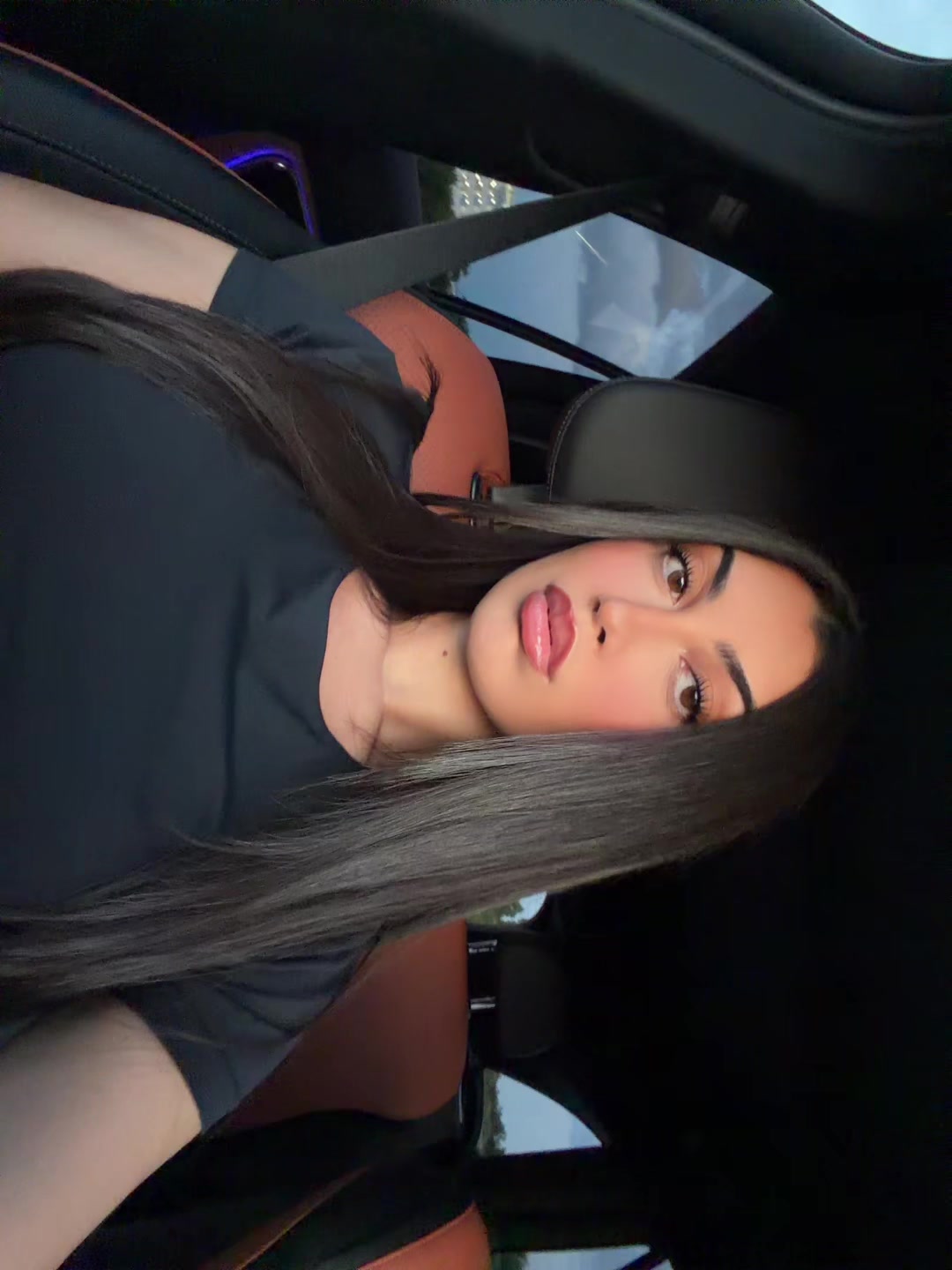 @Karina
