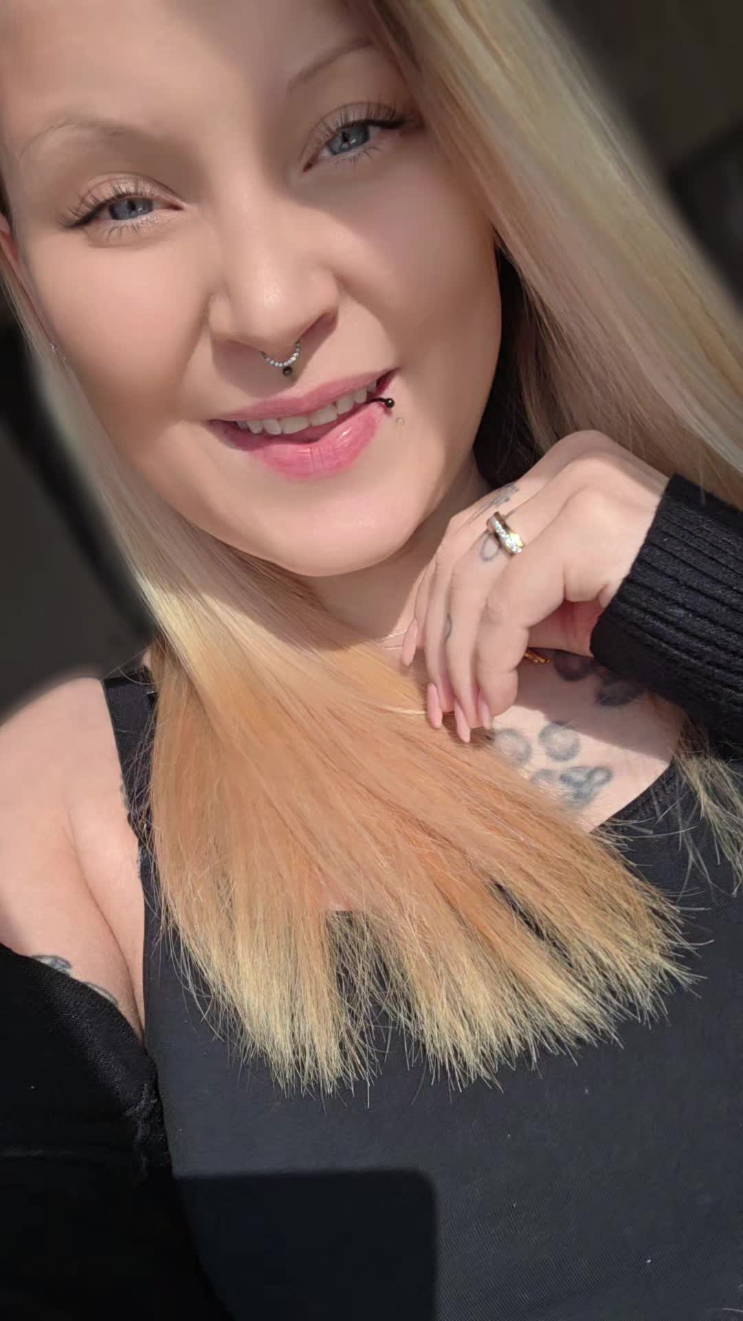 @Melissa 🦋⃤