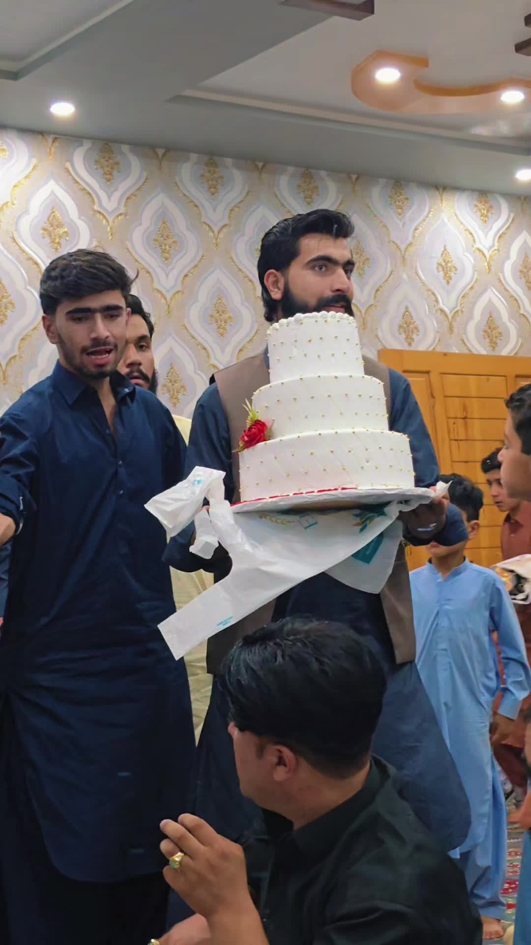 @بڑیچ یوتھ ونگ