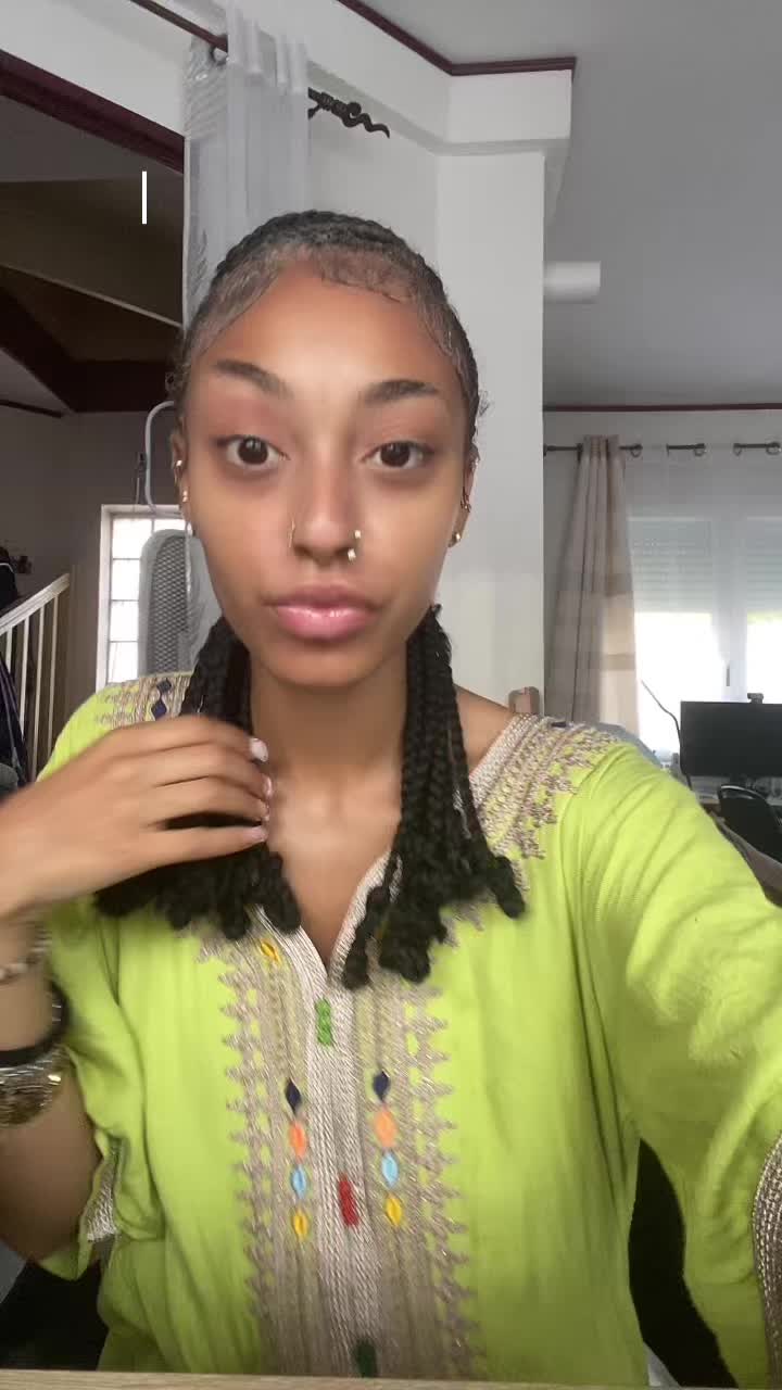 @Naaomi_.4568