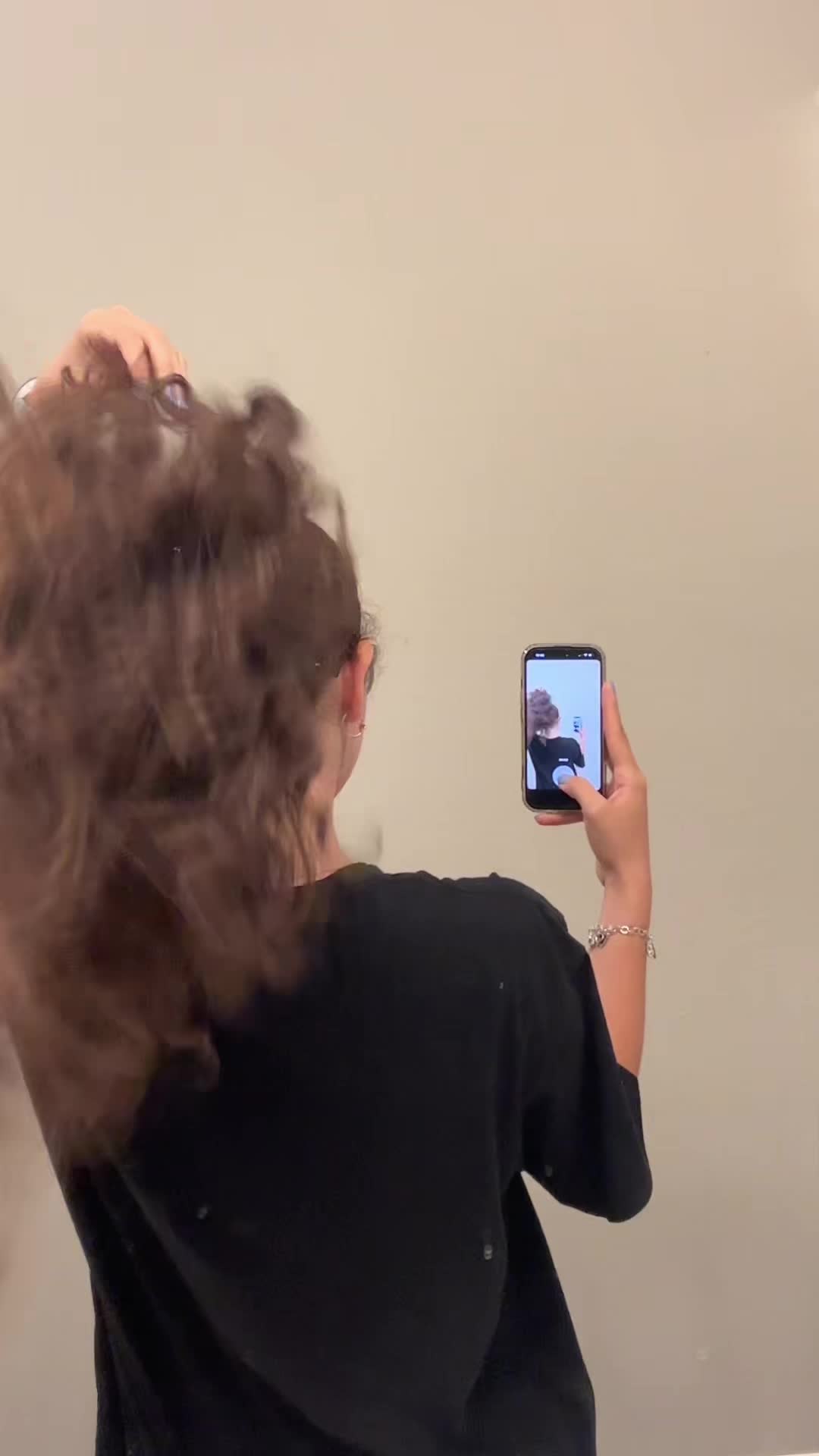 @sheiii.H