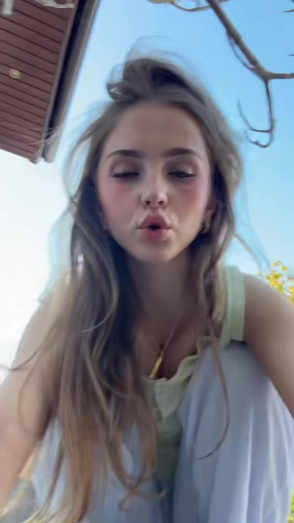 @julia