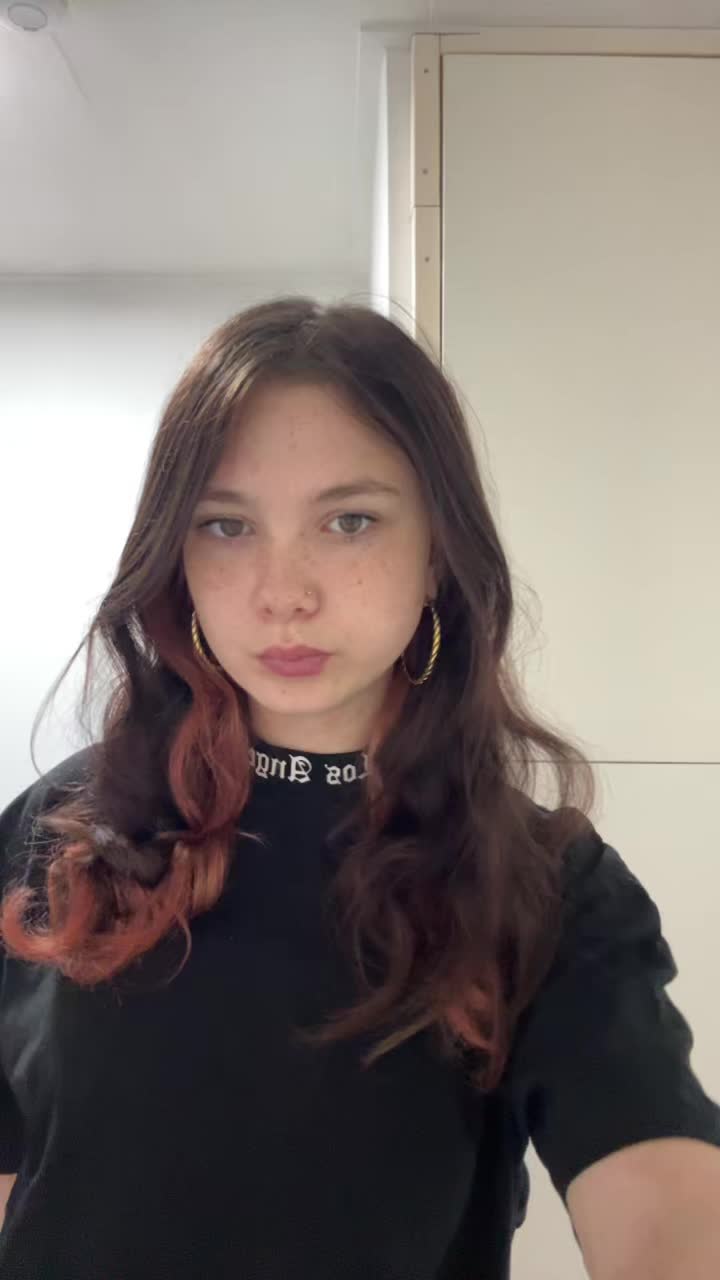 @👀