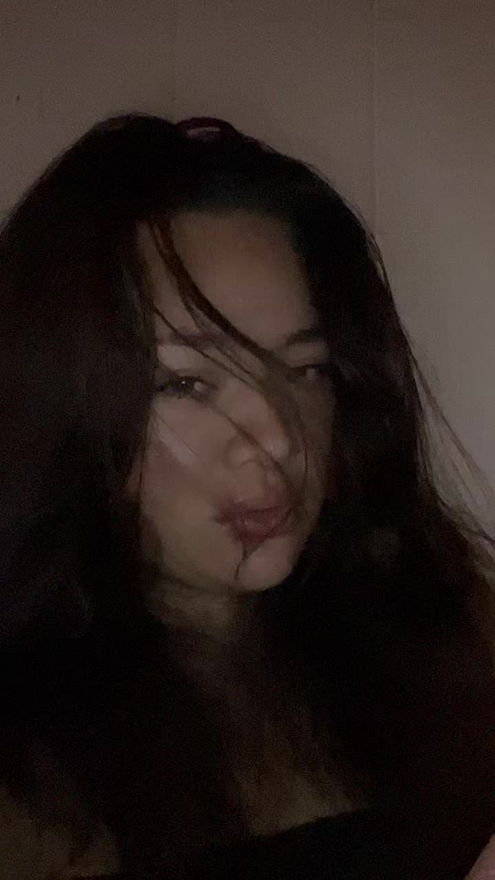 @Roselynn Lehua 🌺