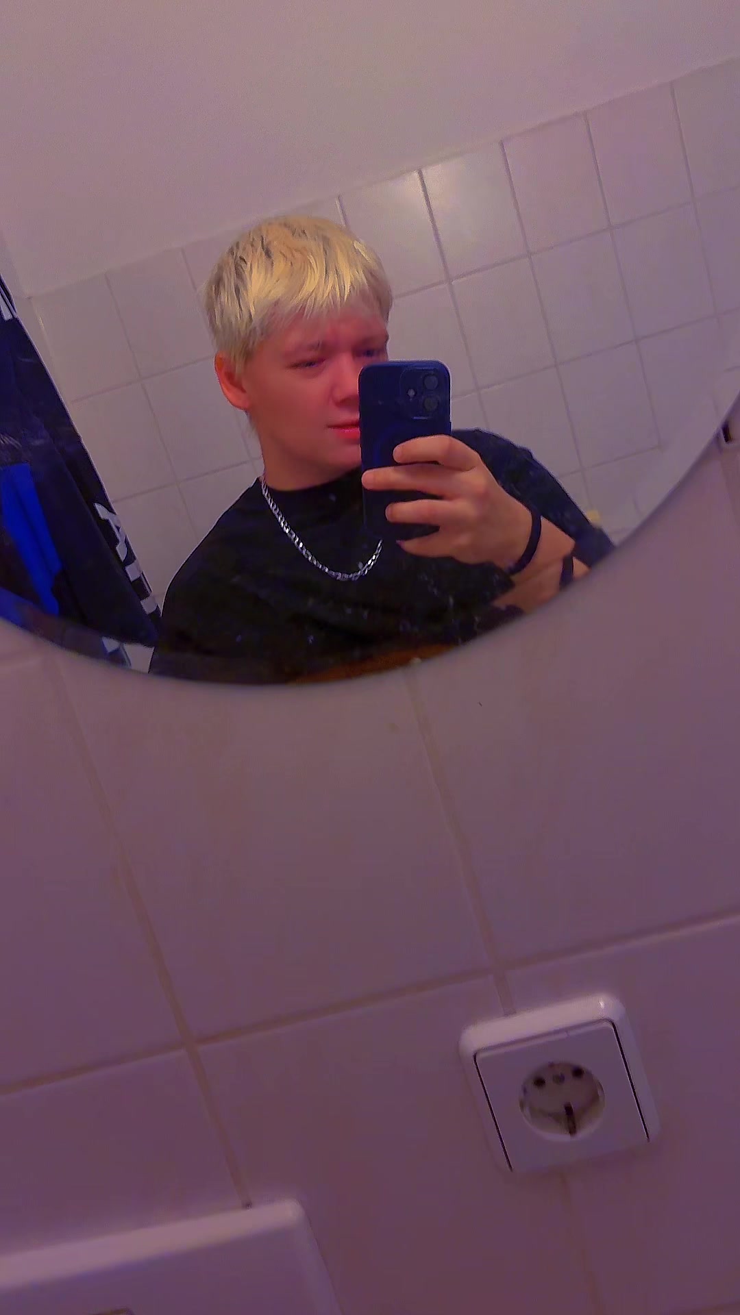 @༒☬ƤђøєηᎥx☬༒