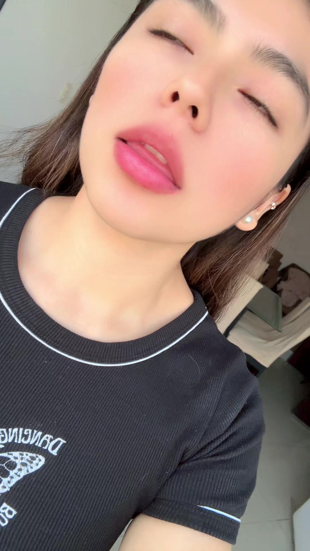 @👑🤍🌸