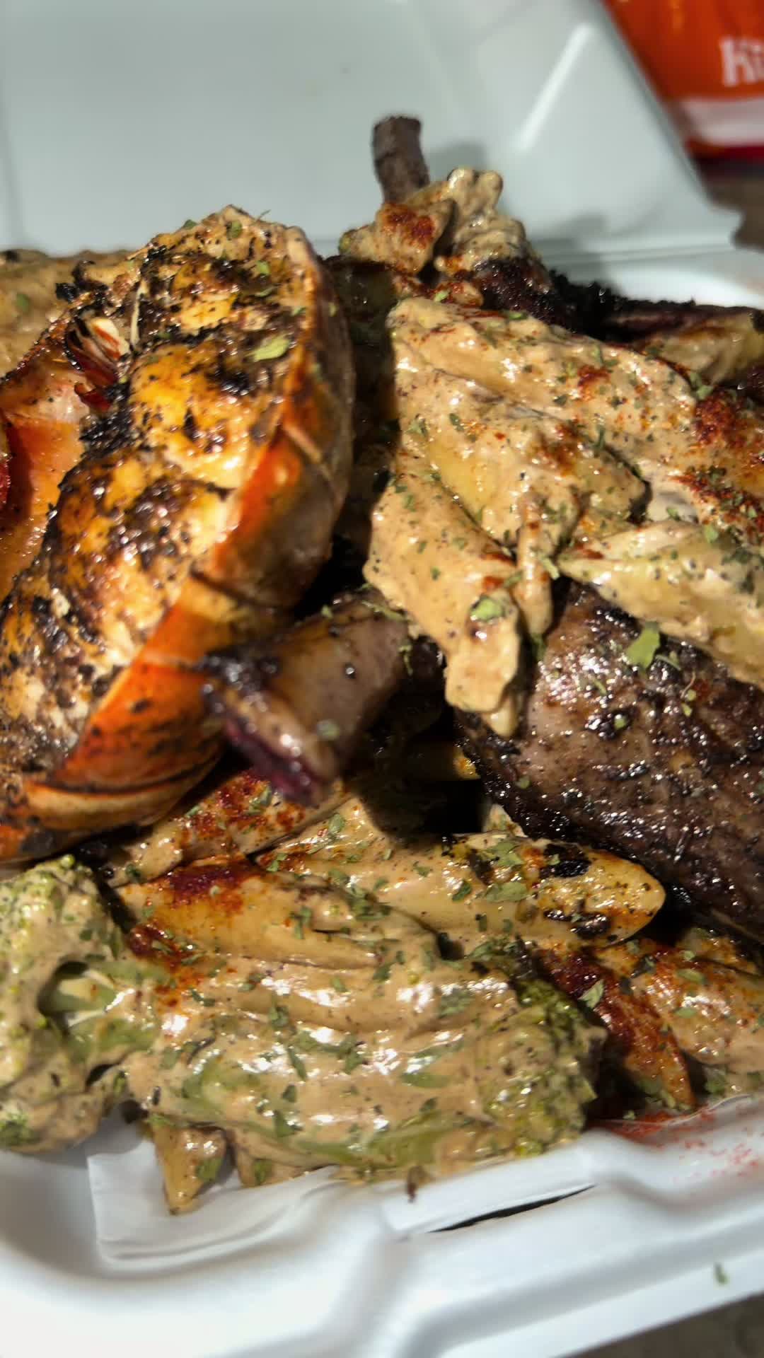 @Jukes Cuisine & Grille