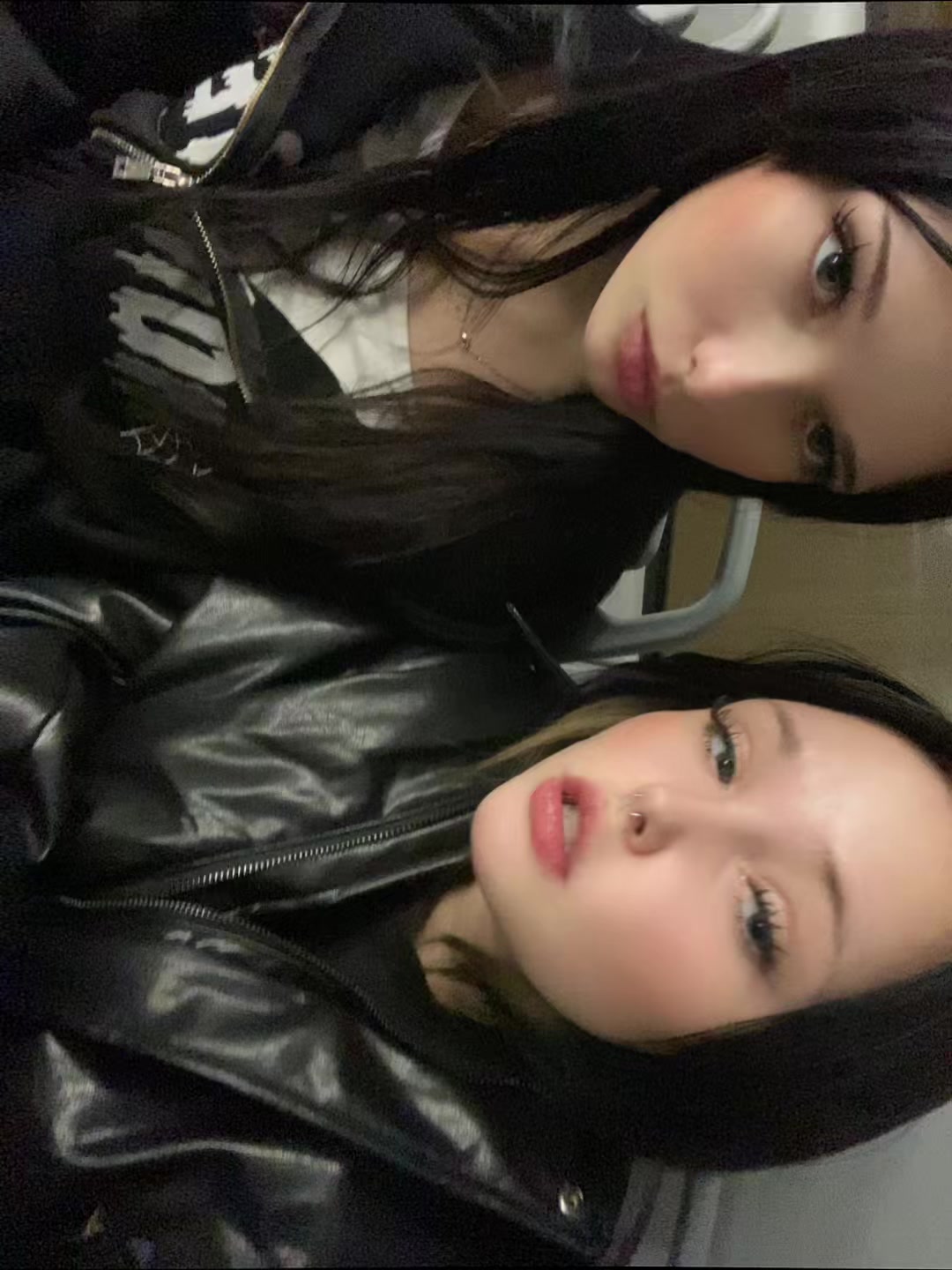 @🙎🏻♀️VILOVE🧟♀️