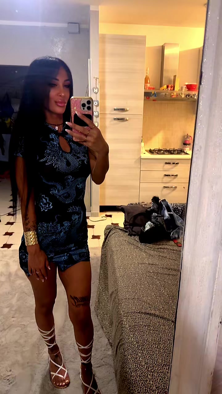 @Alessandra🖤🦋