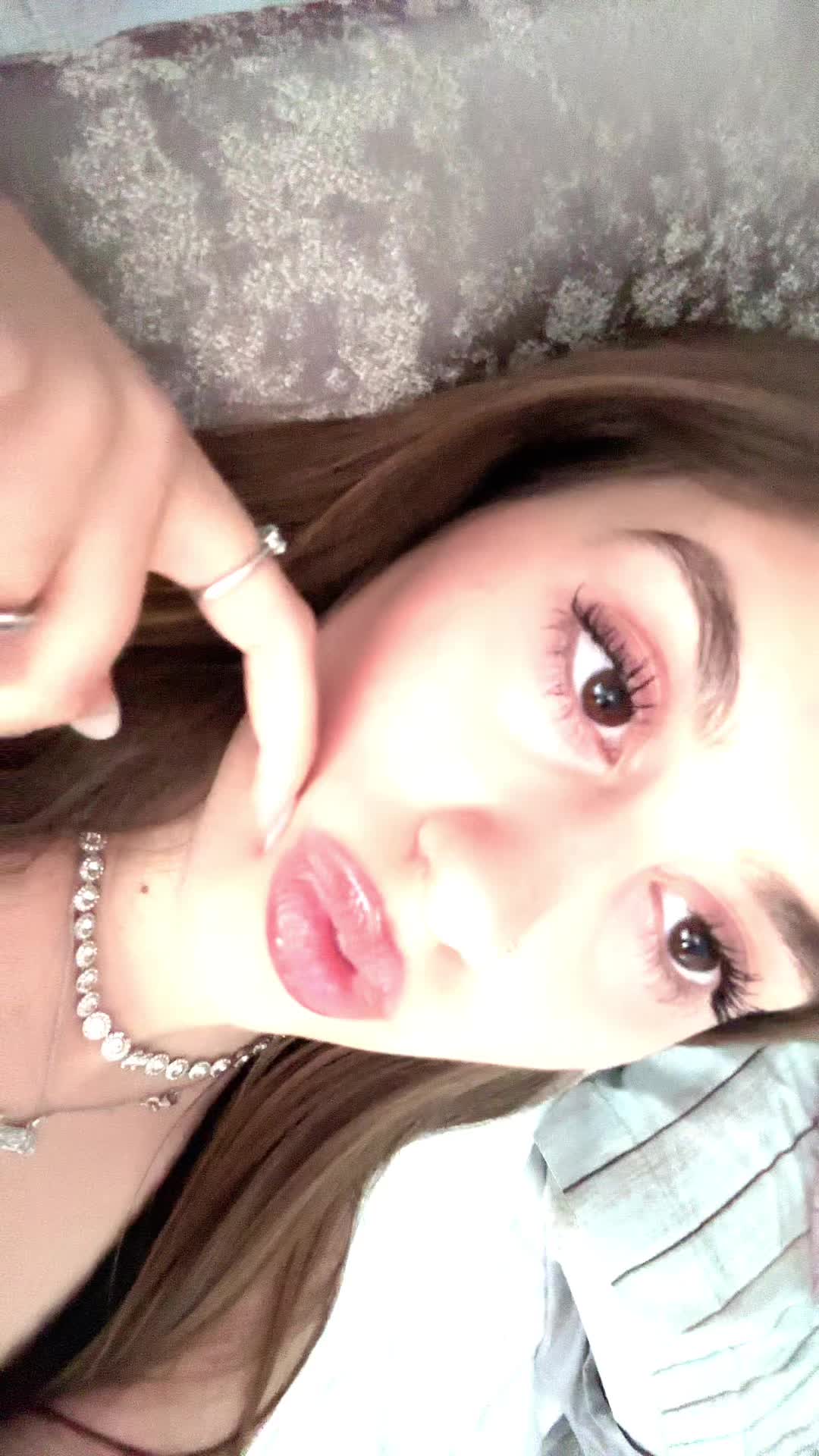 @laura;)