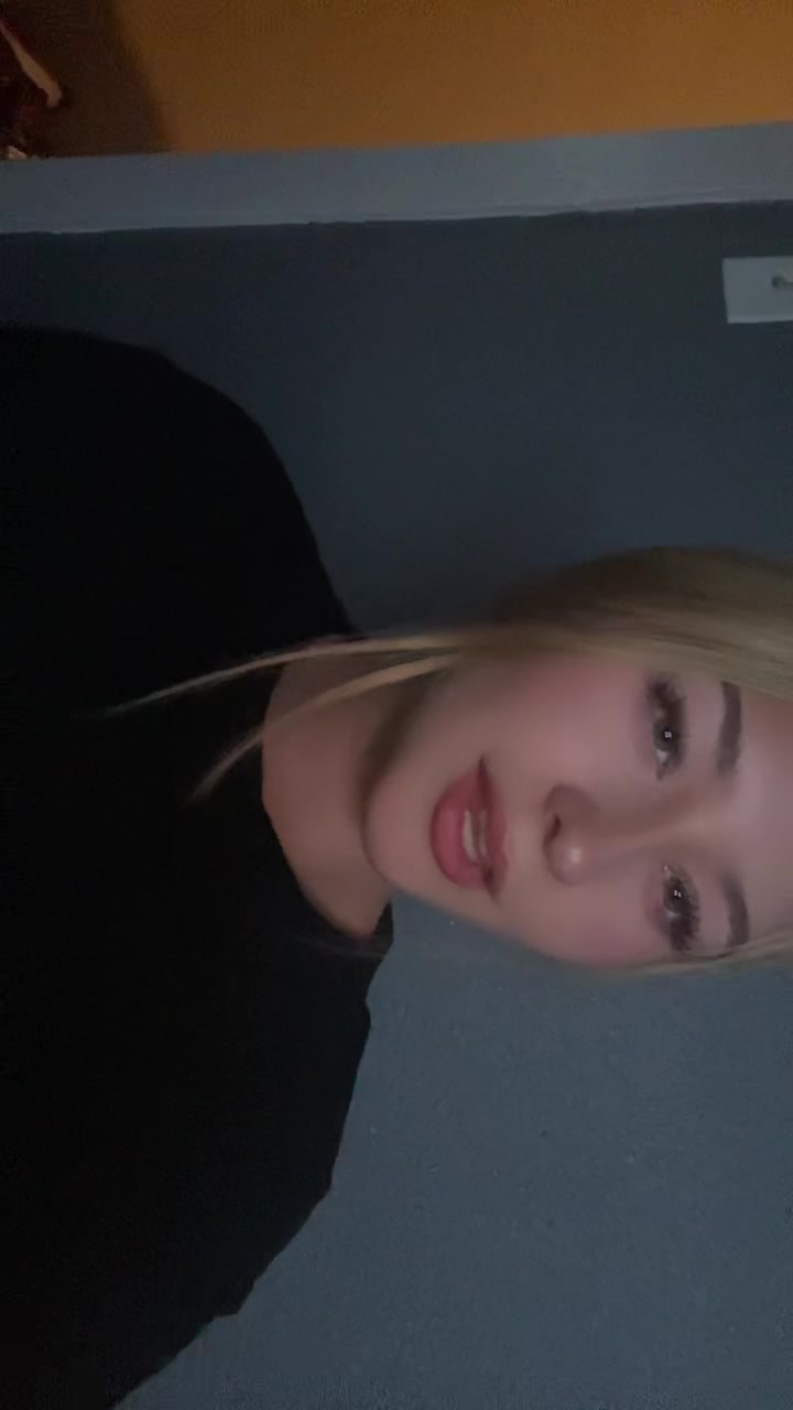 @️