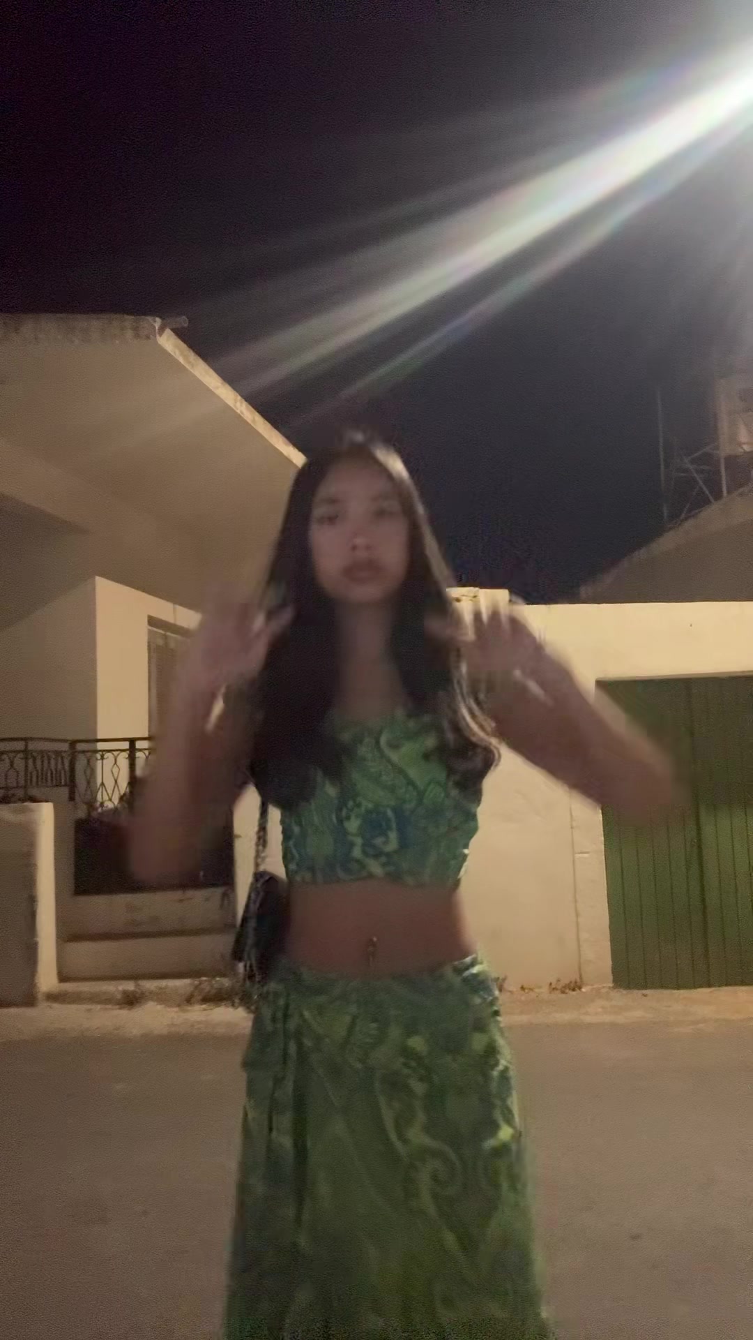 @T