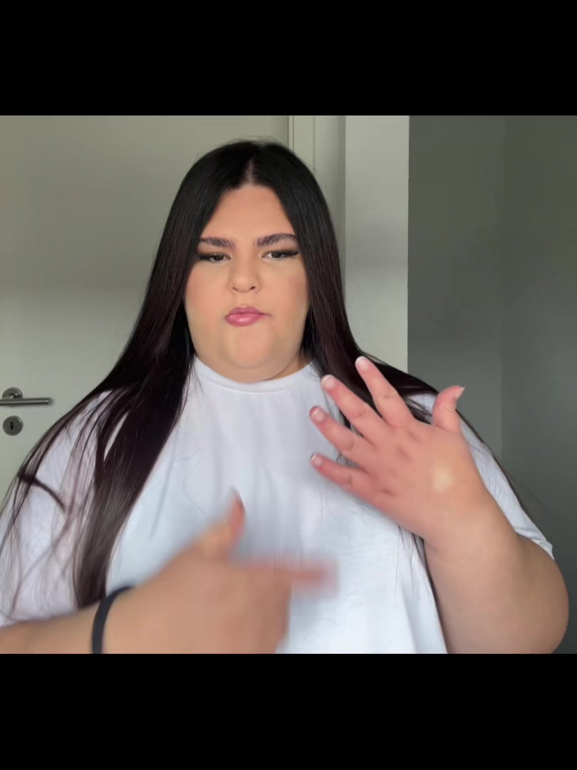 @leonora_official