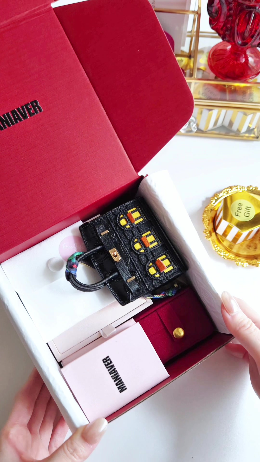 @Maniaver Jewelry