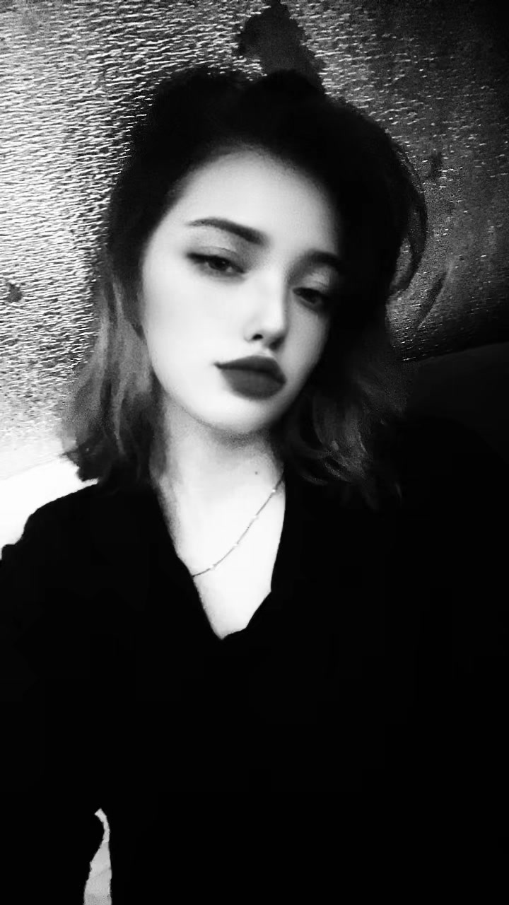 @🥺