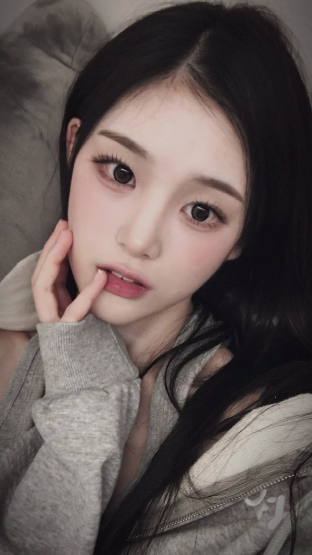 @Núp