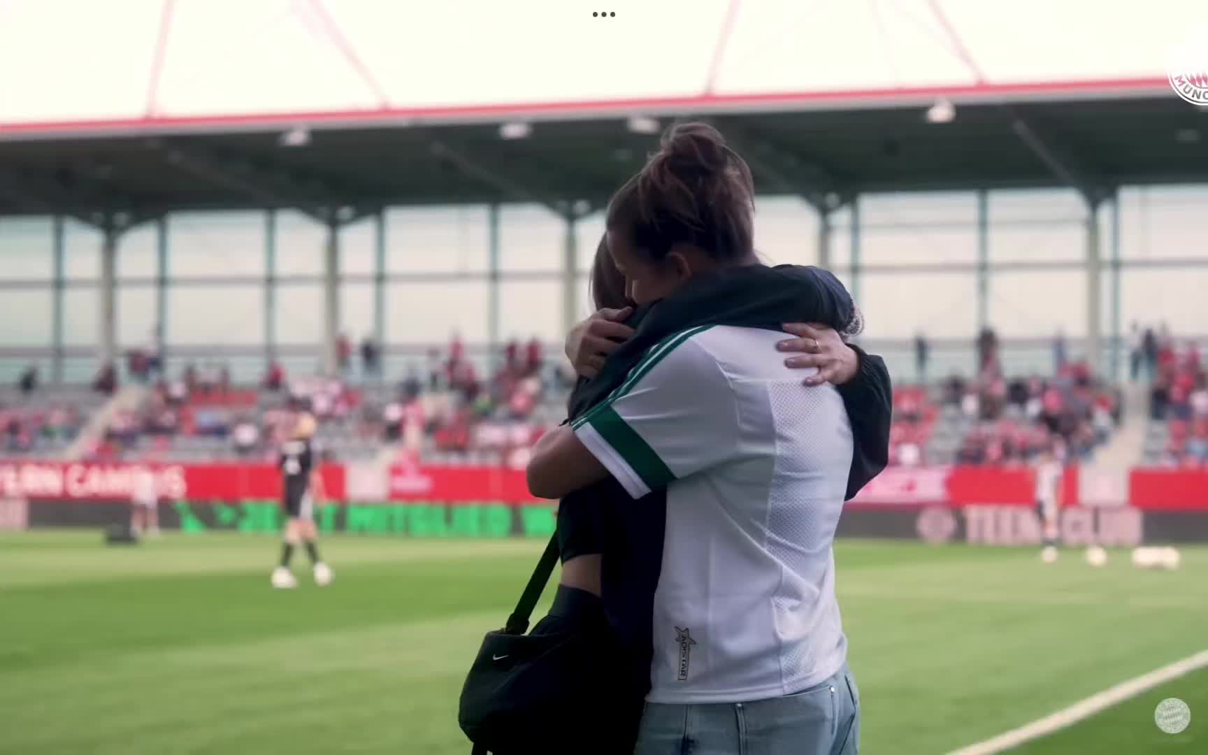 @Women Football girl