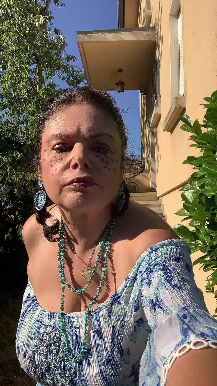 @mimiparesse