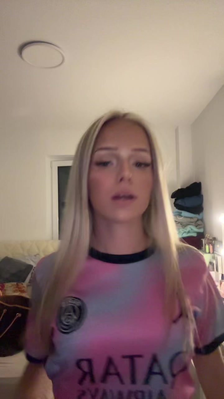 @𝐙𝐨𝐞𝐲