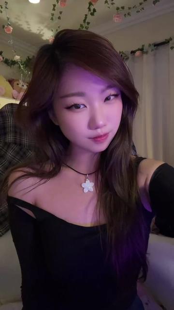 @𝓪𝓷𝓰𝓲𝓮 🐰ྀི
