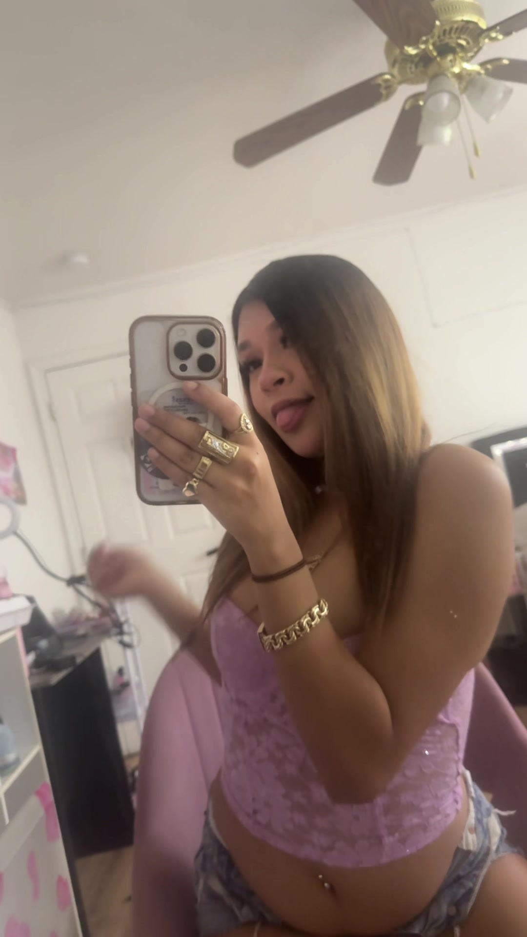 @214.camillatz