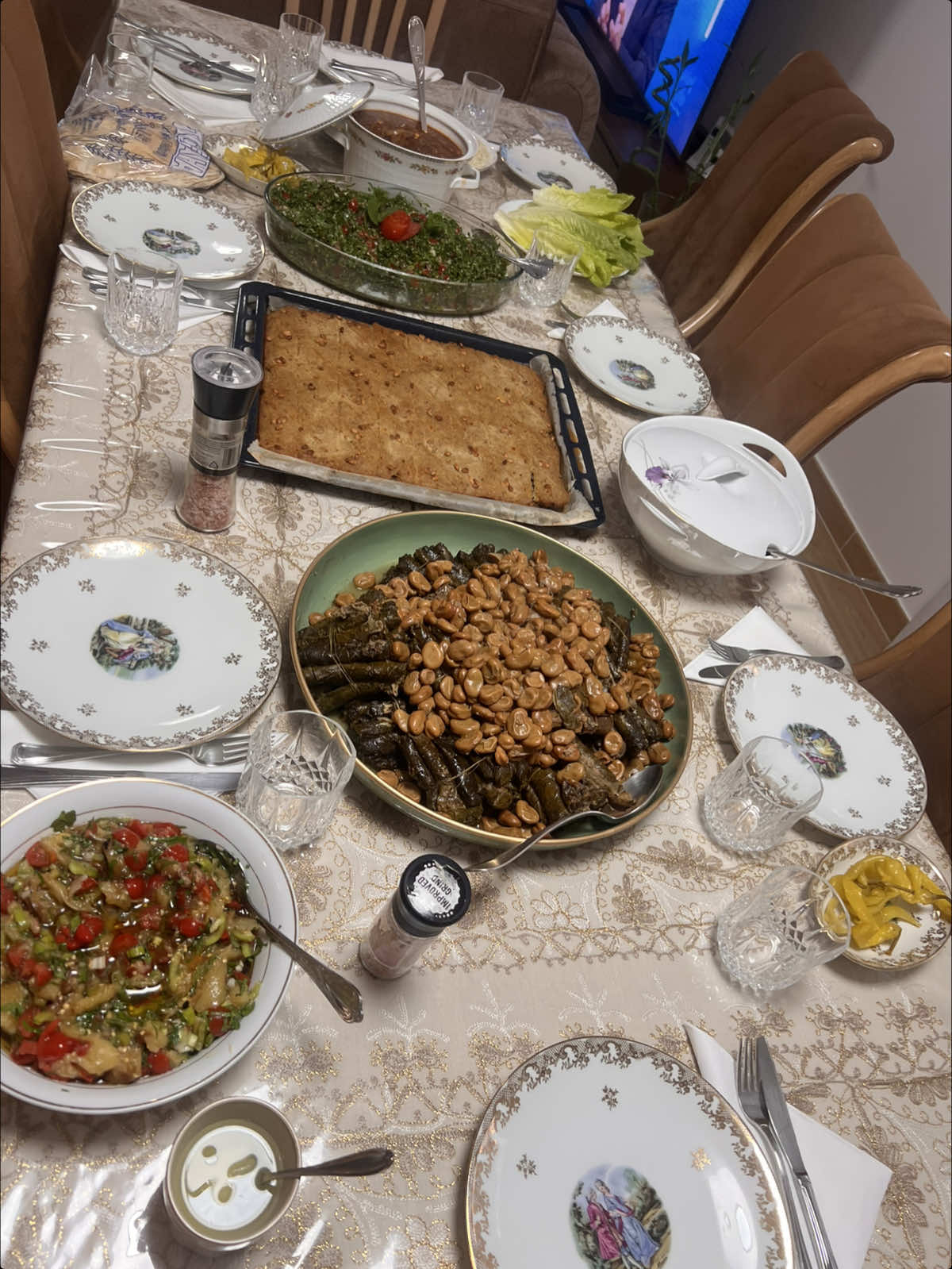 @ياسمين احمر