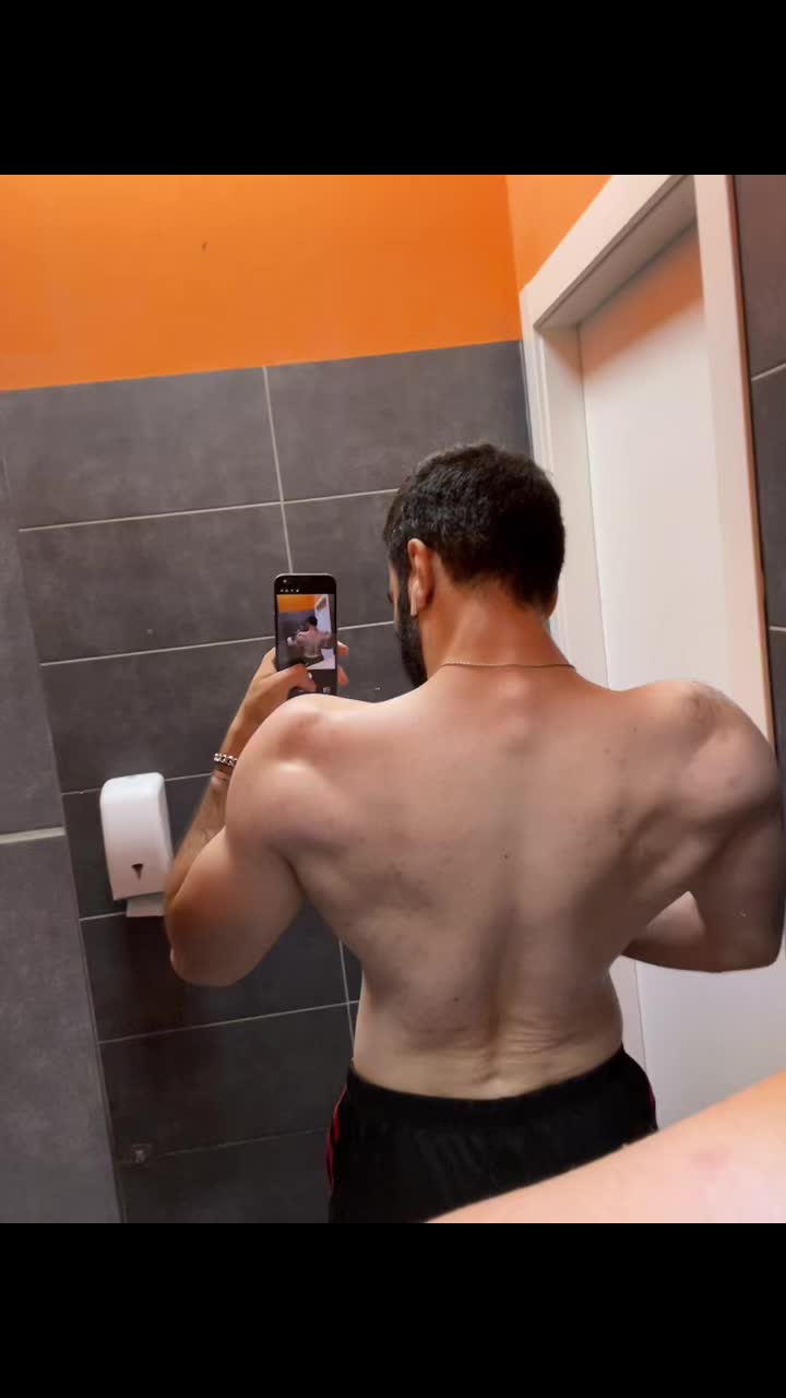 @Im_Nivek