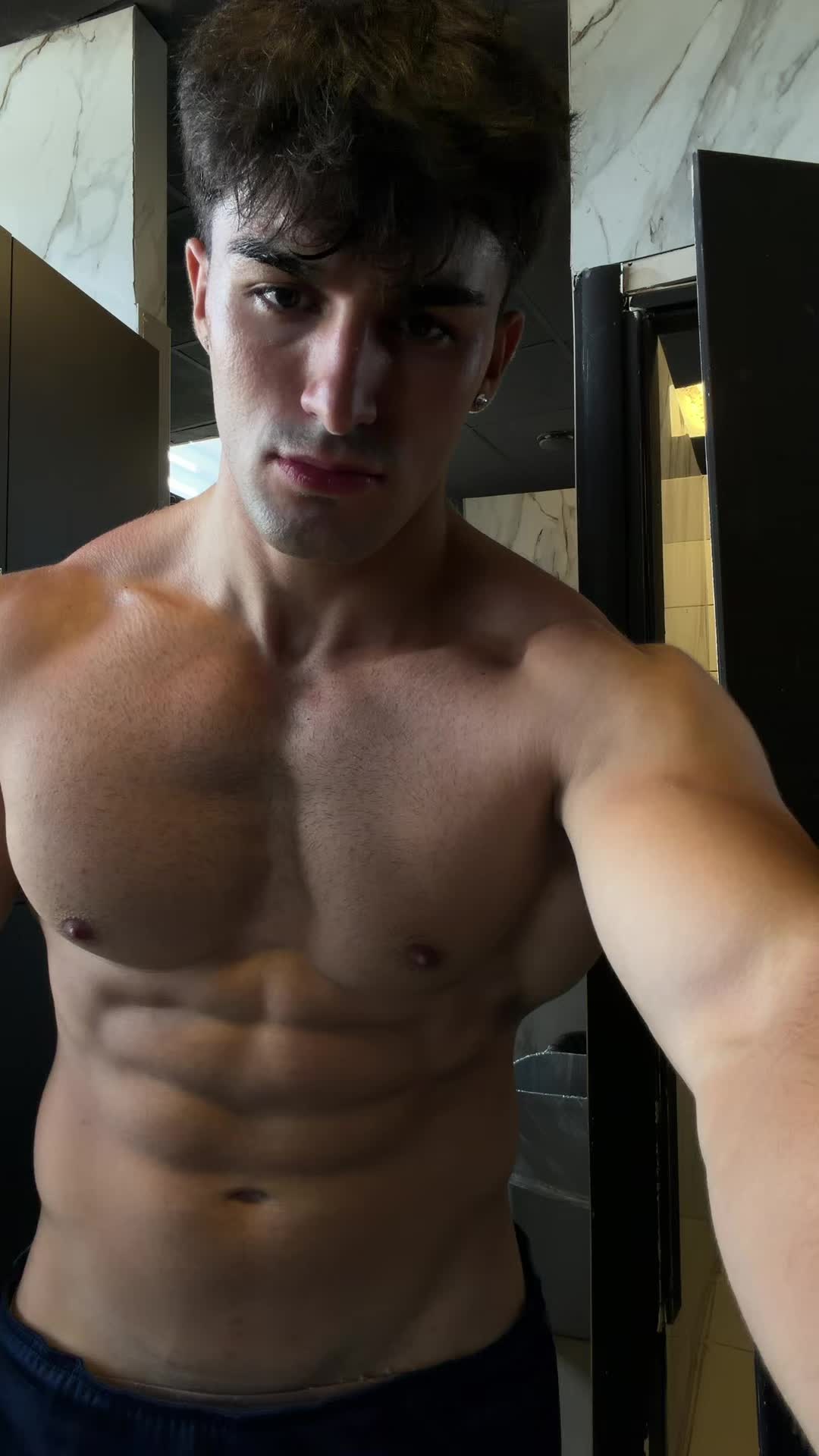 @Fry_Aesthetic