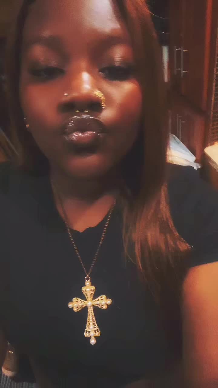 @I<3 loc heads 💋