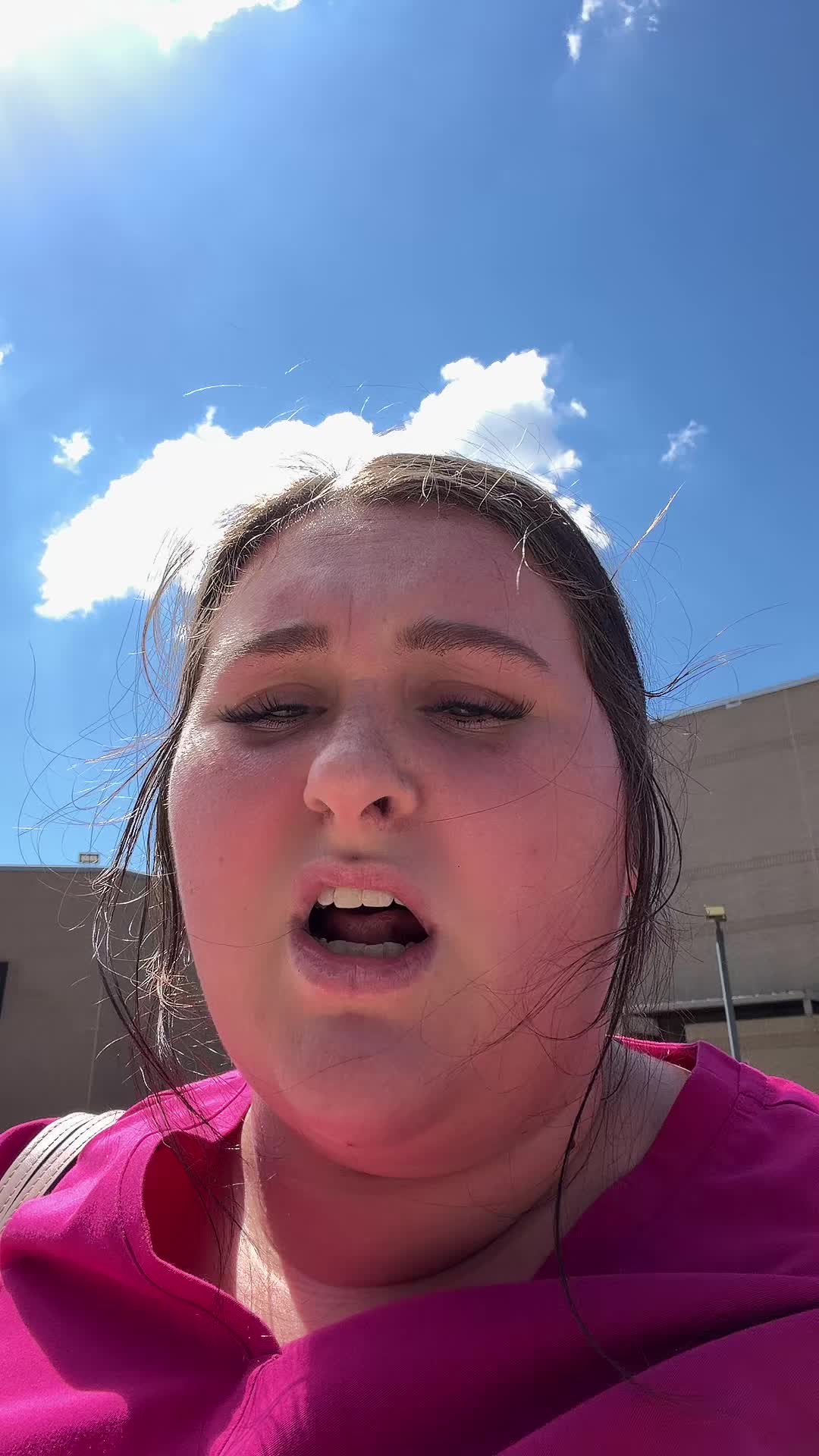 @chloe🪩🍒🎲