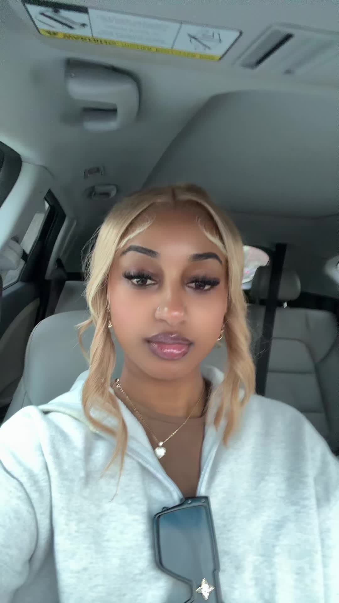 @Minaahxo