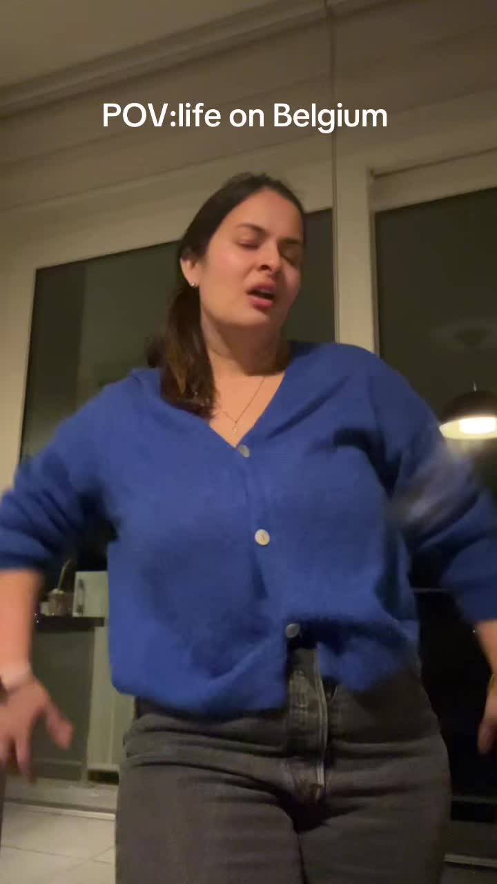 @Neeruee