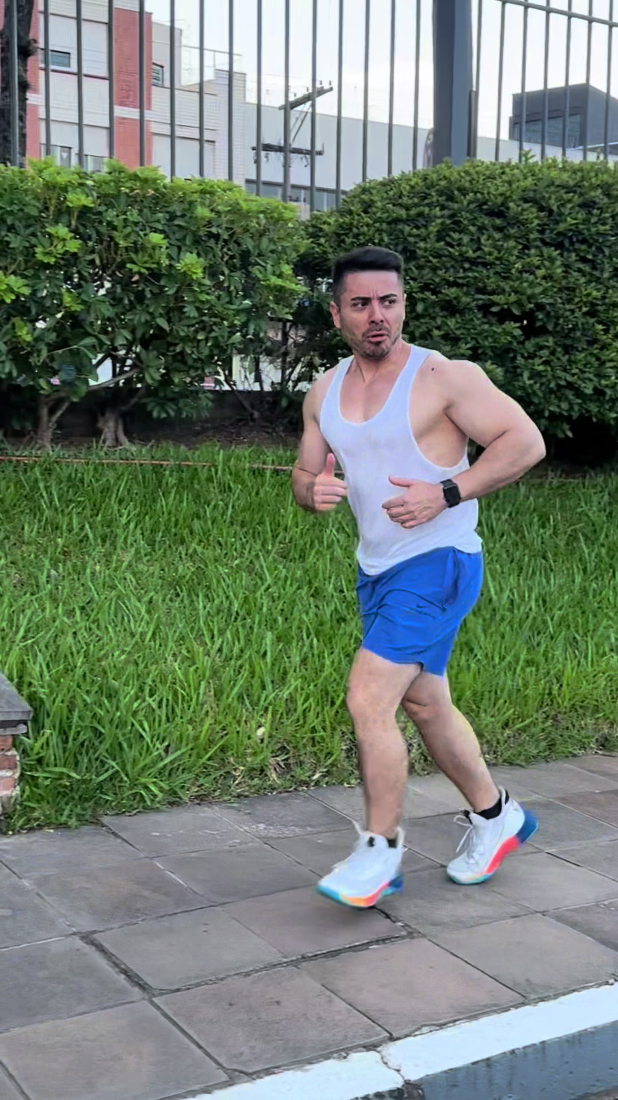 @Júnior Gouvêa
