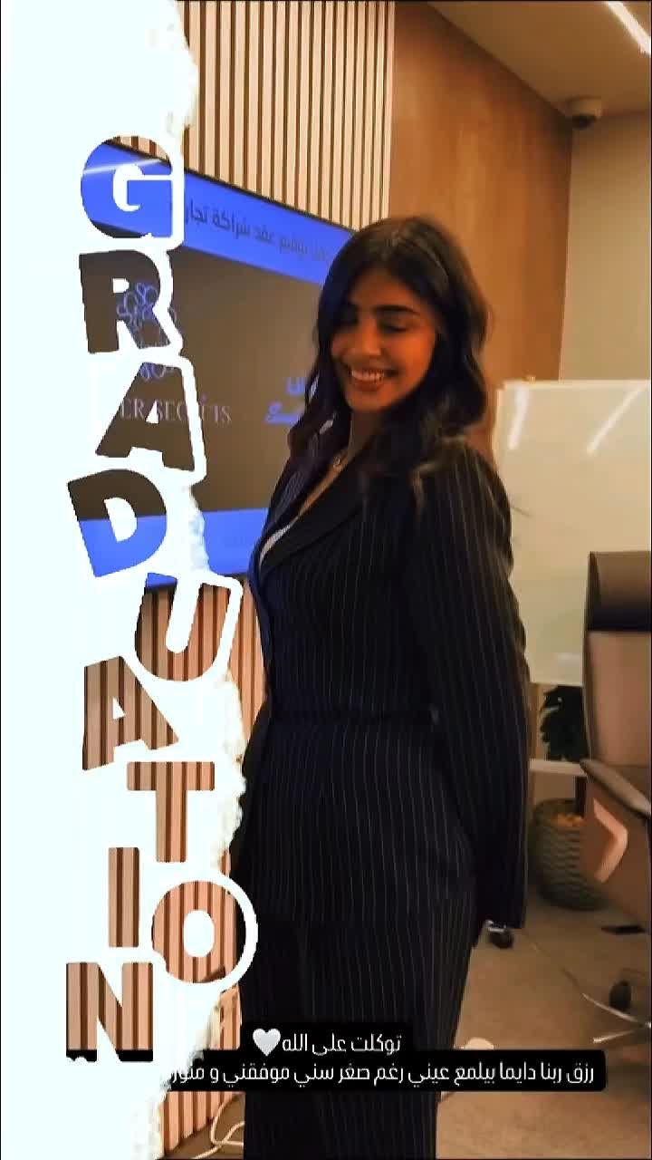 @SMILE🐼👑