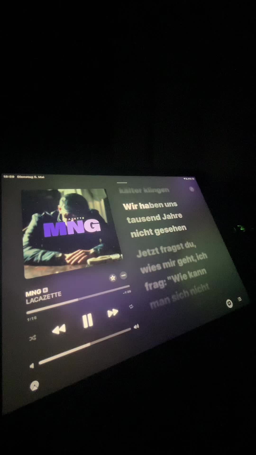 @Applemusik_Lyrics.