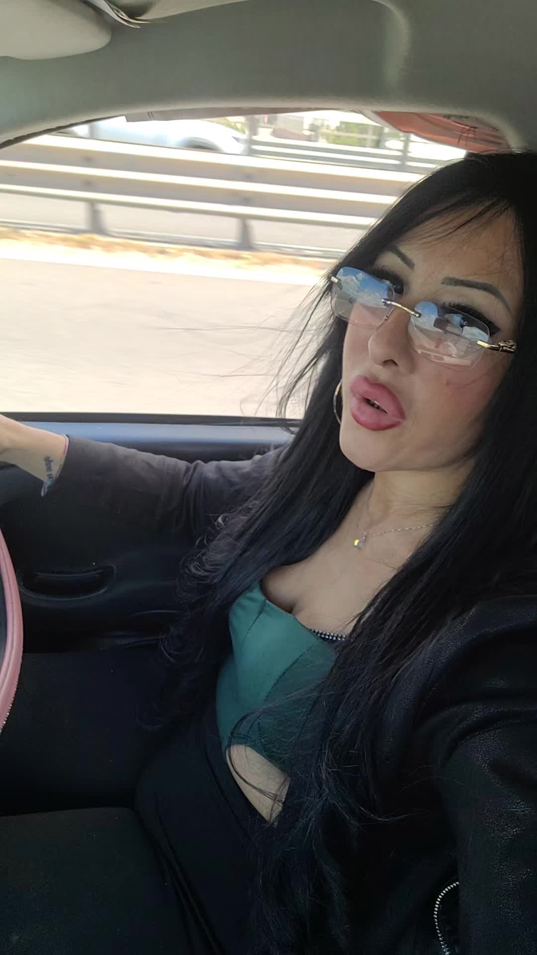 @anna   tik tok