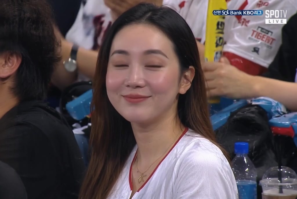 @SHIELA KIM