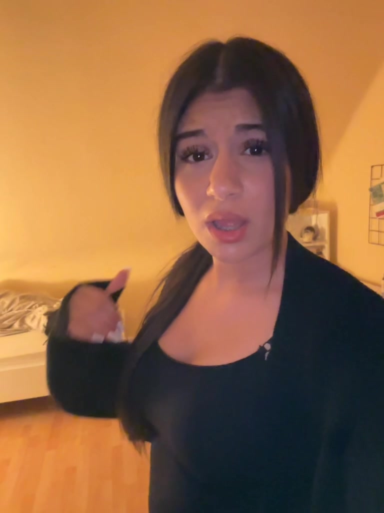 @𝑳𝒐𝒓𝒊𝒏